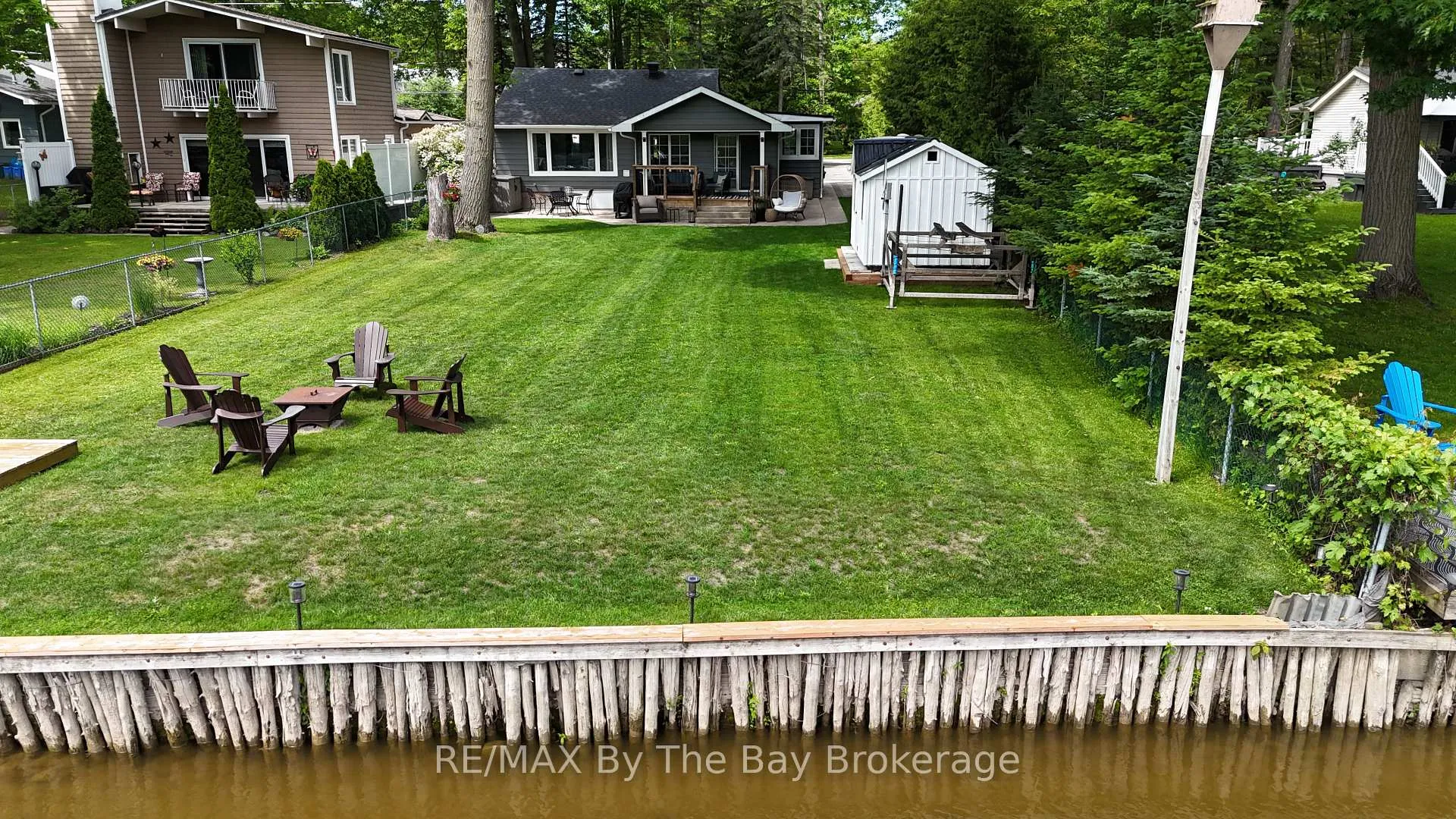 Photo 44 of 175 32nd Street S, Wasaga Beach — HOMEH