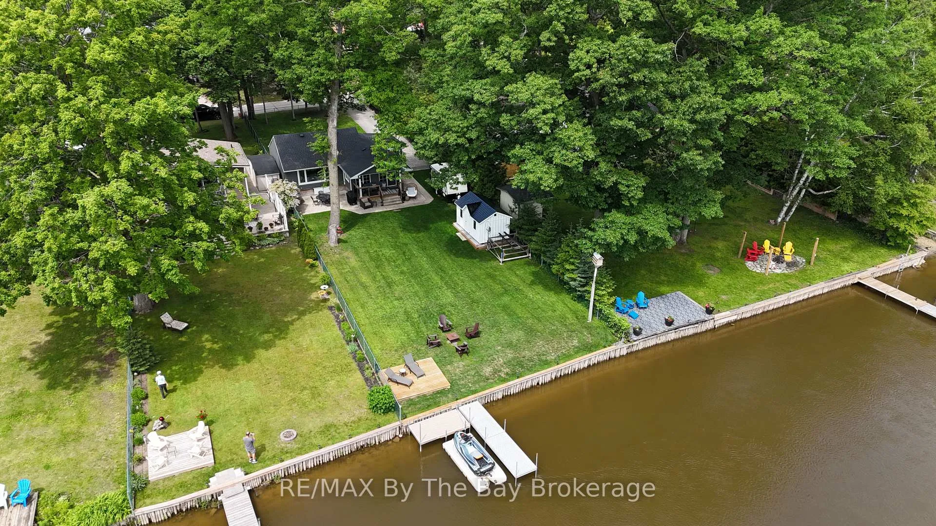 Photo 45 of 175 32nd Street S, Wasaga Beach — HOMEH