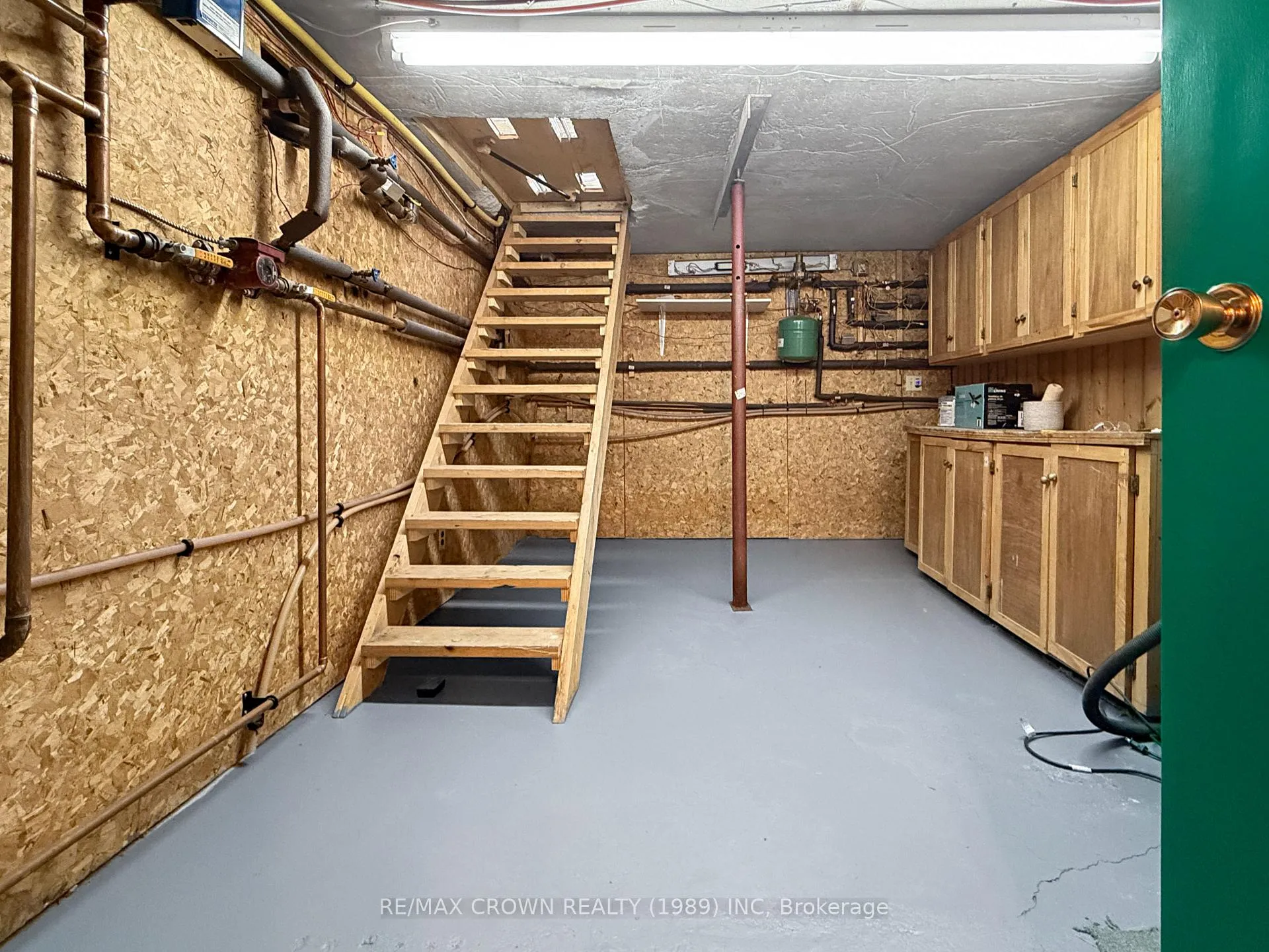 Photo 41 of 5 Flood Place, Hearst — HOMEH