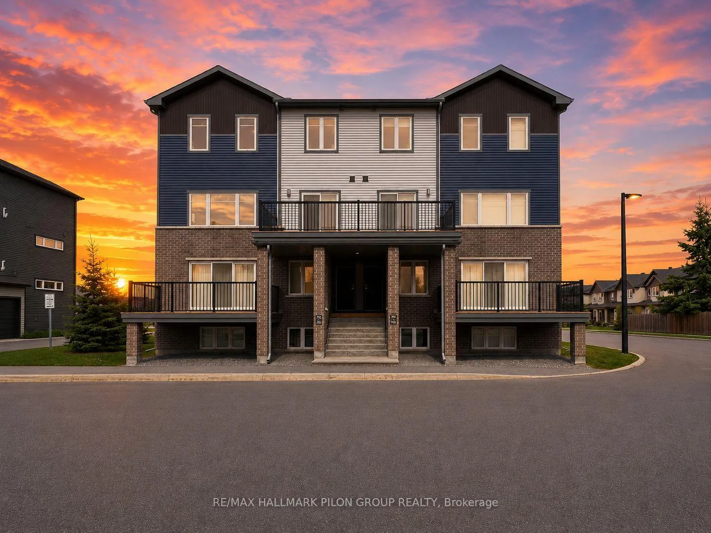 Photo 1 of Unit B, 702 Amberwing Private, Ottawa, Avalon West — HOMEH