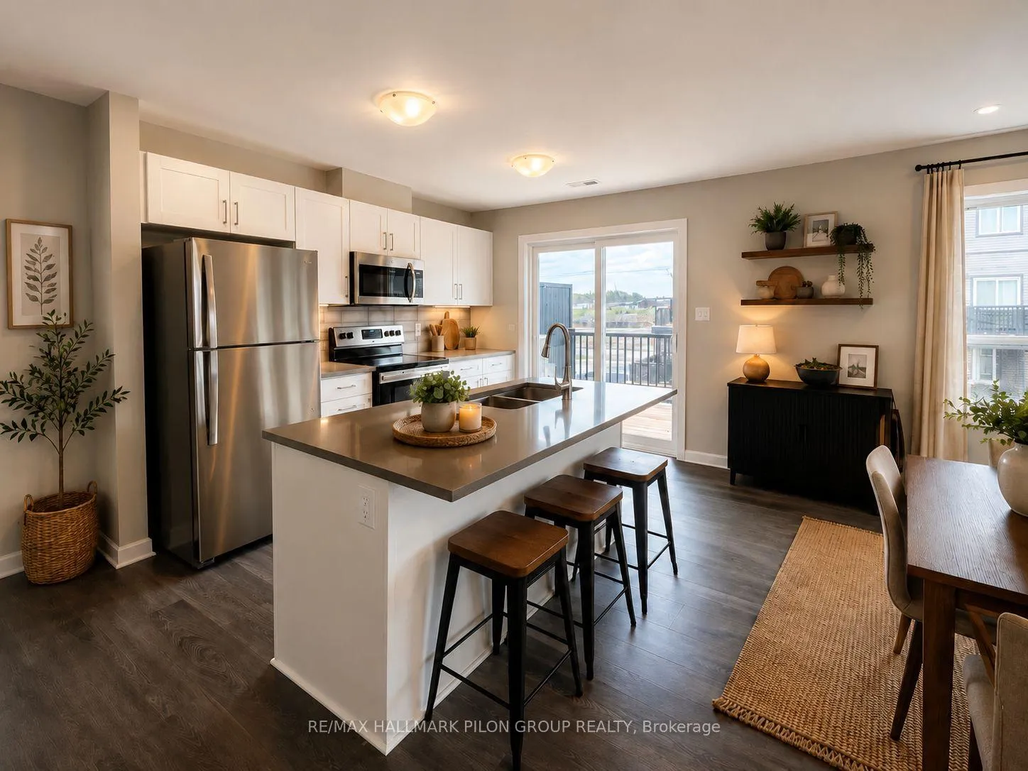 Photo 2 of Unit B, 702 Amberwing Private, Ottawa, Avalon West — HOMEH