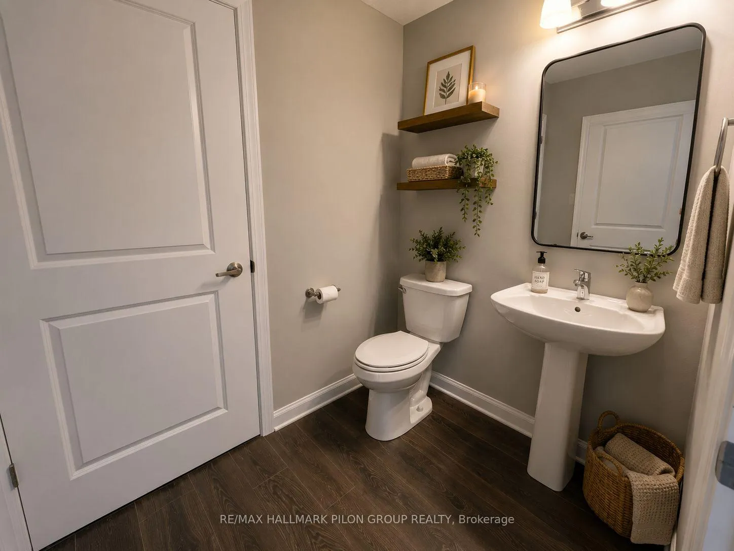 Photo 5 of Unit B, 702 Amberwing Private, Ottawa, Avalon West — HOMEH