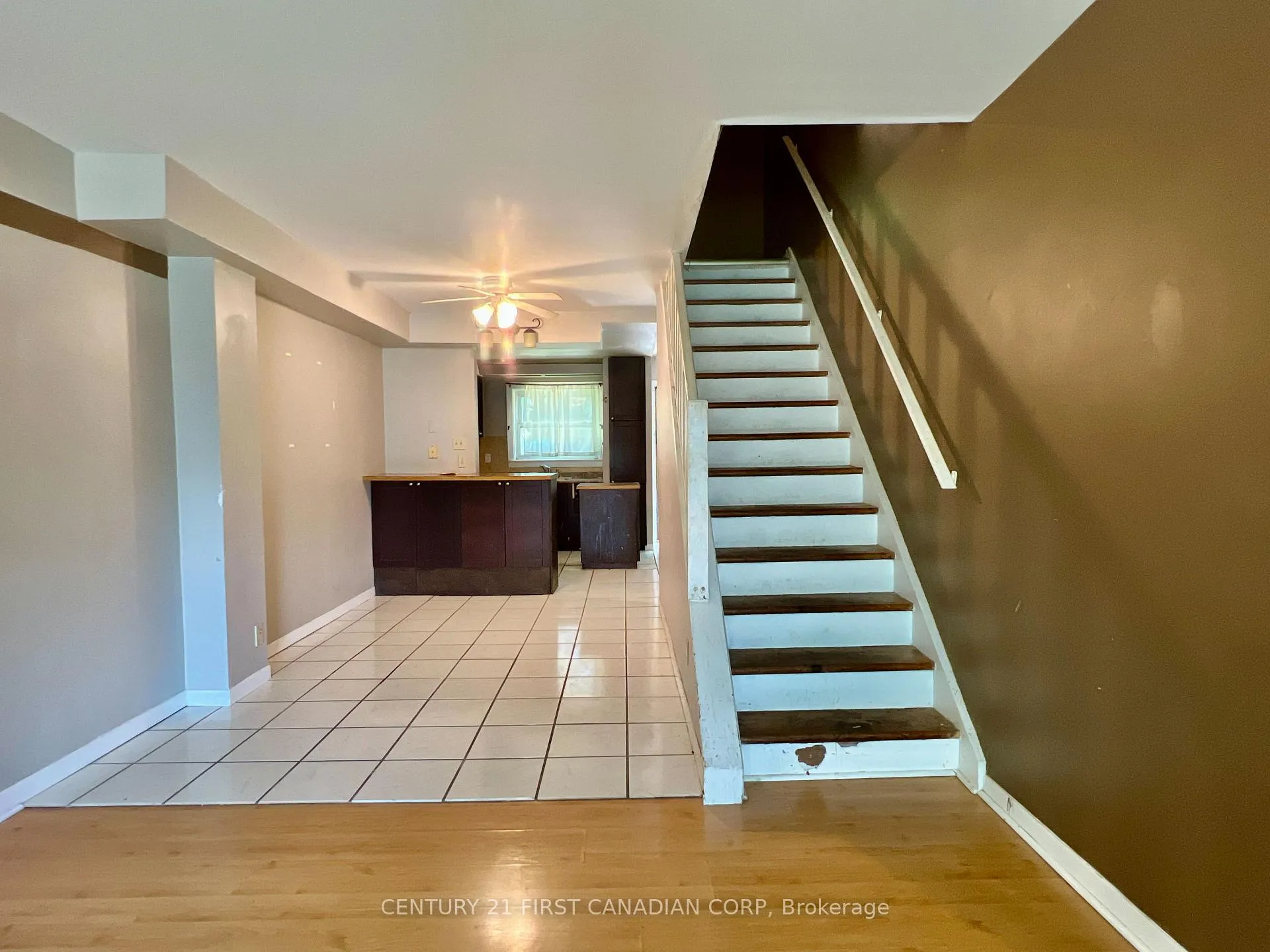 Photo 3 of Unit 34, 40 Arbour Glen Crescent, London, East A — HOMEH