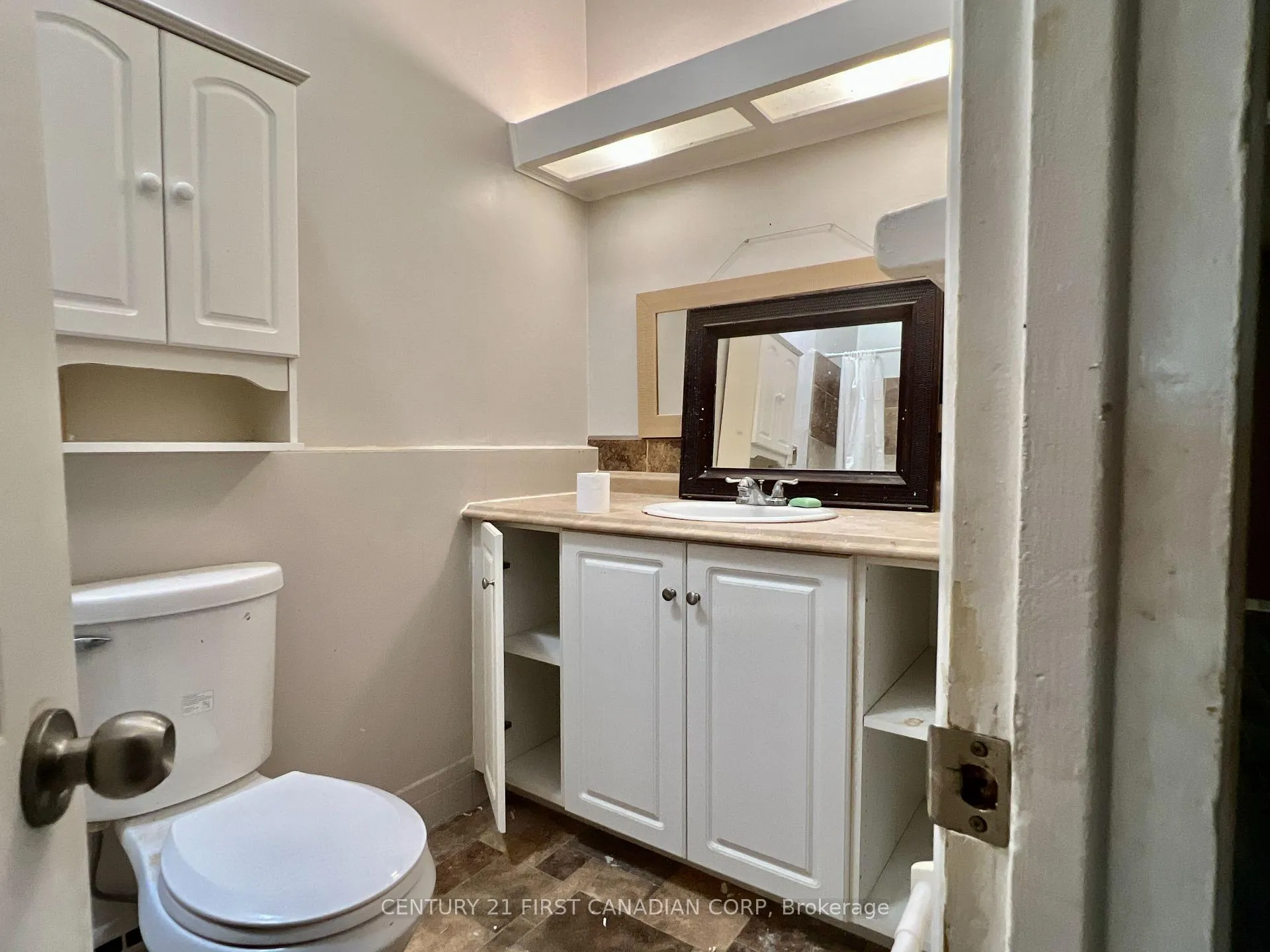 Photo 10 of Unit 34, 40 Arbour Glen Crescent, London, East A — HOMEH