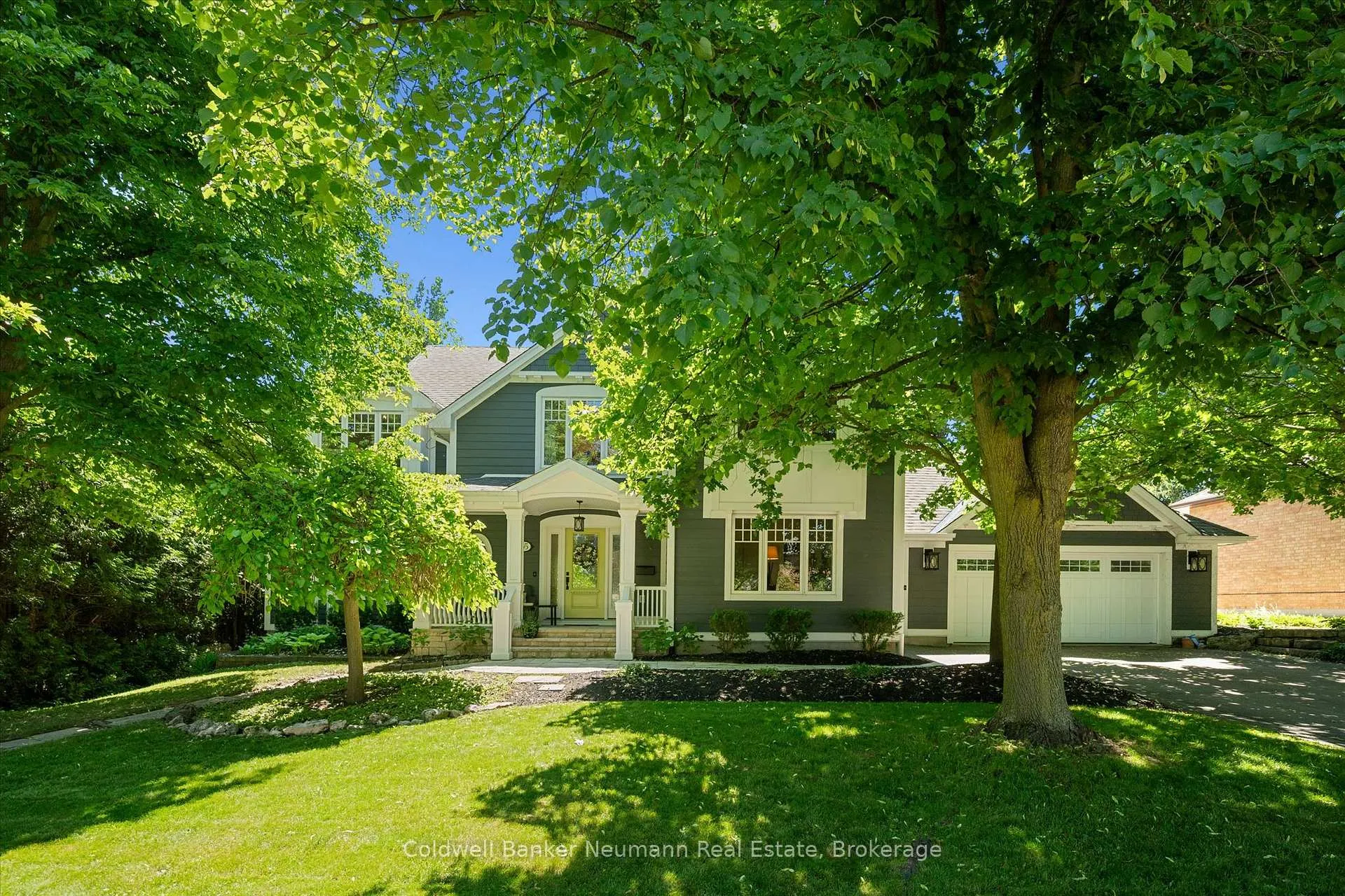 Front of 35 Monticello Crescent