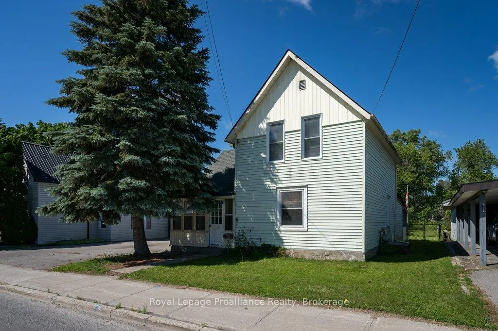 Front of 217 North Trent Street