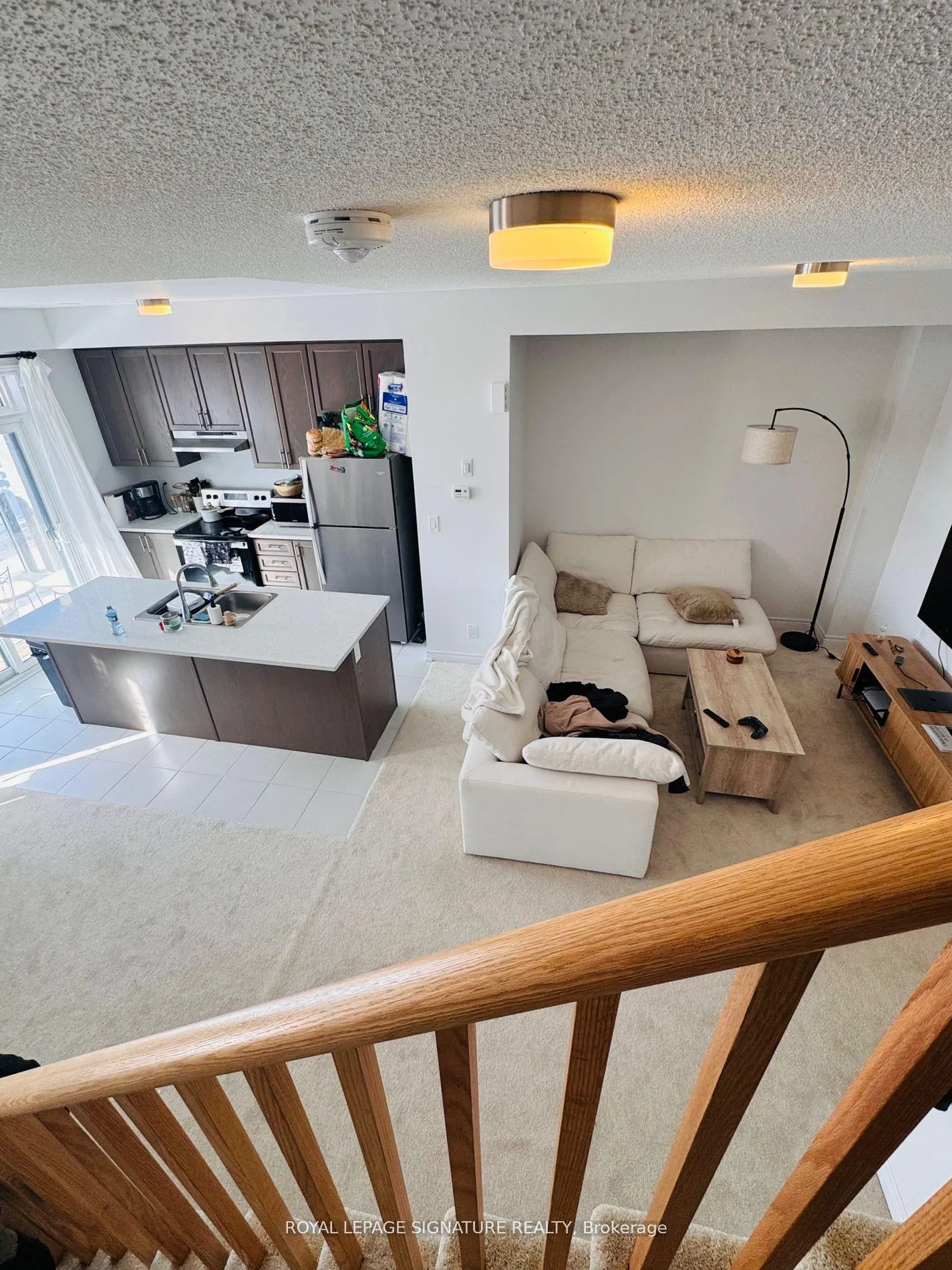Photo 5 of 2037 Cameron Lott Crescent, Oshawa, Kedron — HOMEH