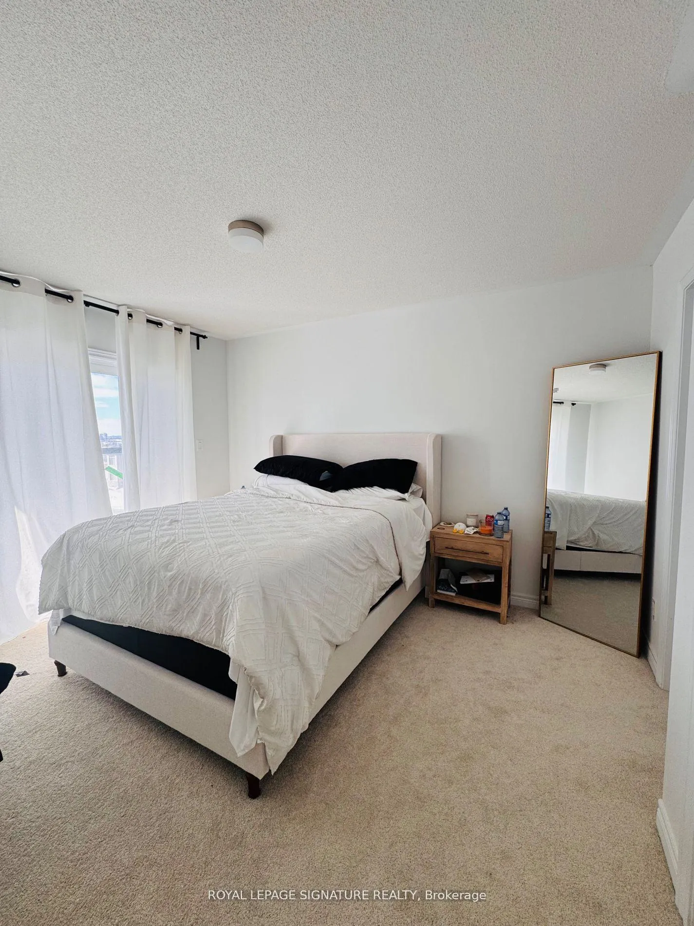Photo 12 of 2037 Cameron Lott Crescent, Oshawa, Kedron — HOMEH