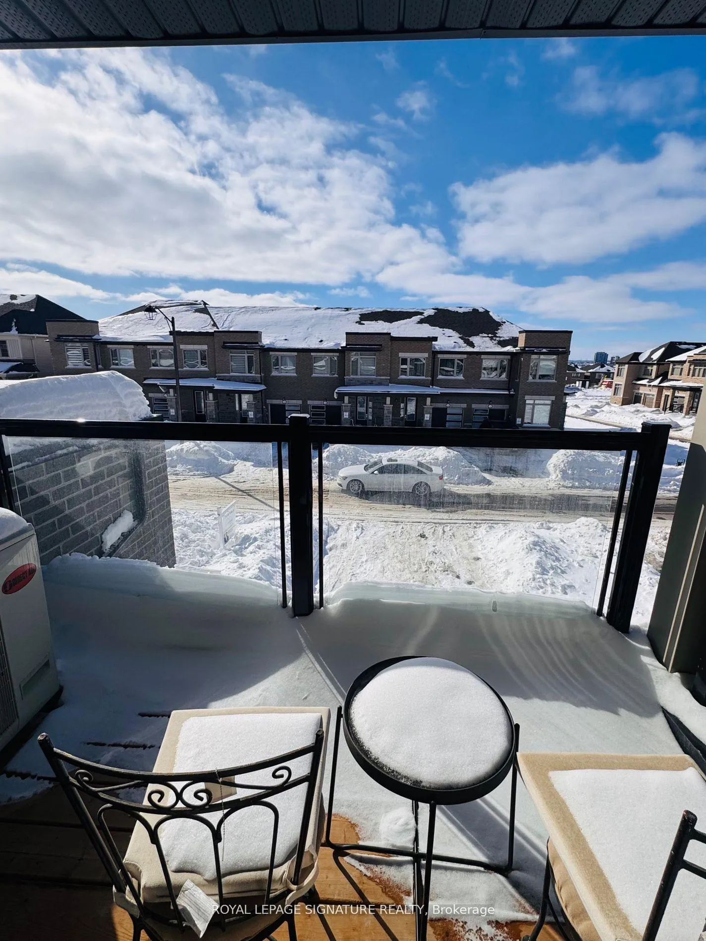 Photo 16 of 2037 Cameron Lott Crescent, Oshawa, Kedron — HOMEH