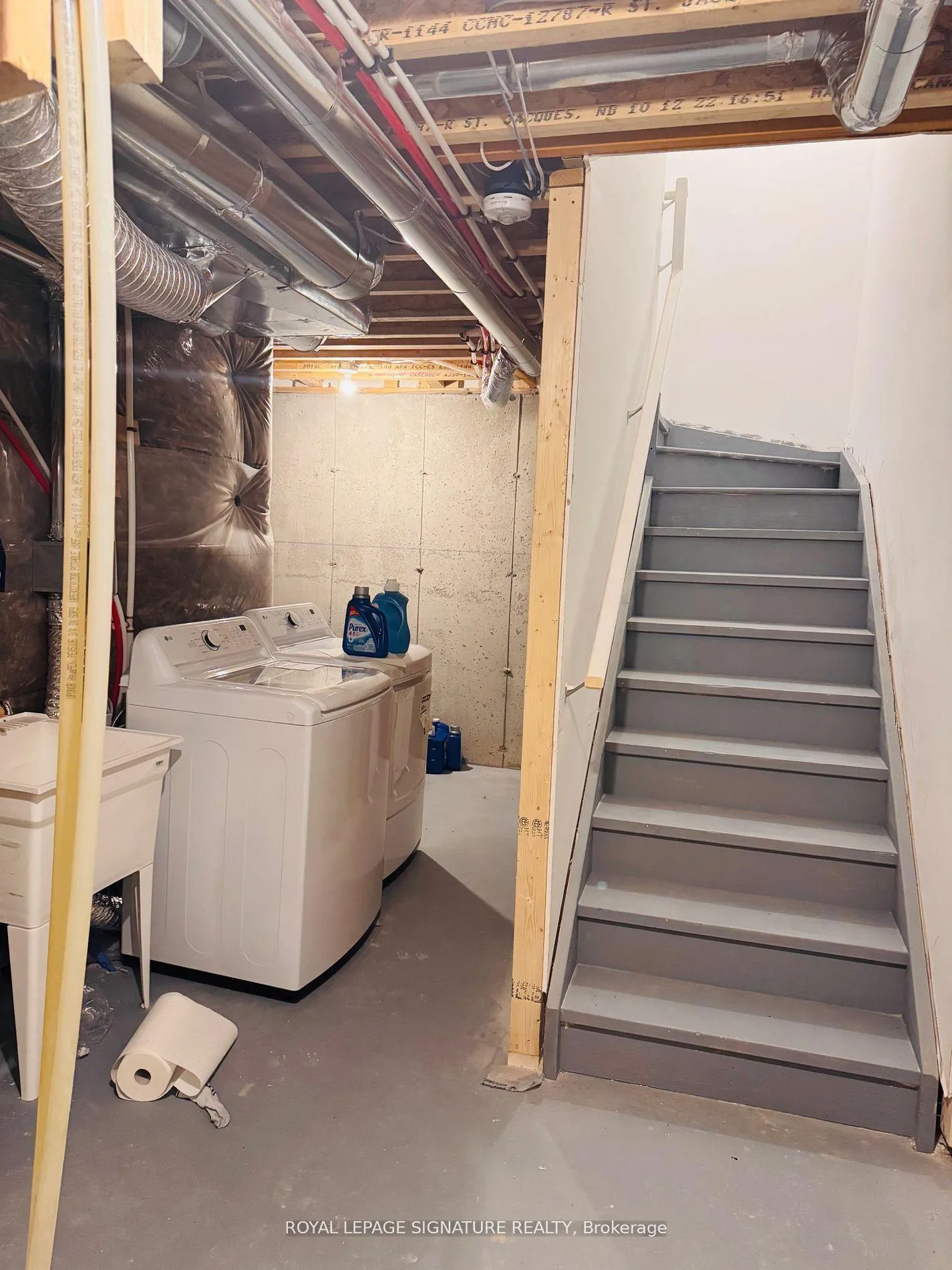 Photo 19 of 2037 Cameron Lott Crescent, Oshawa, Kedron — HOMEH