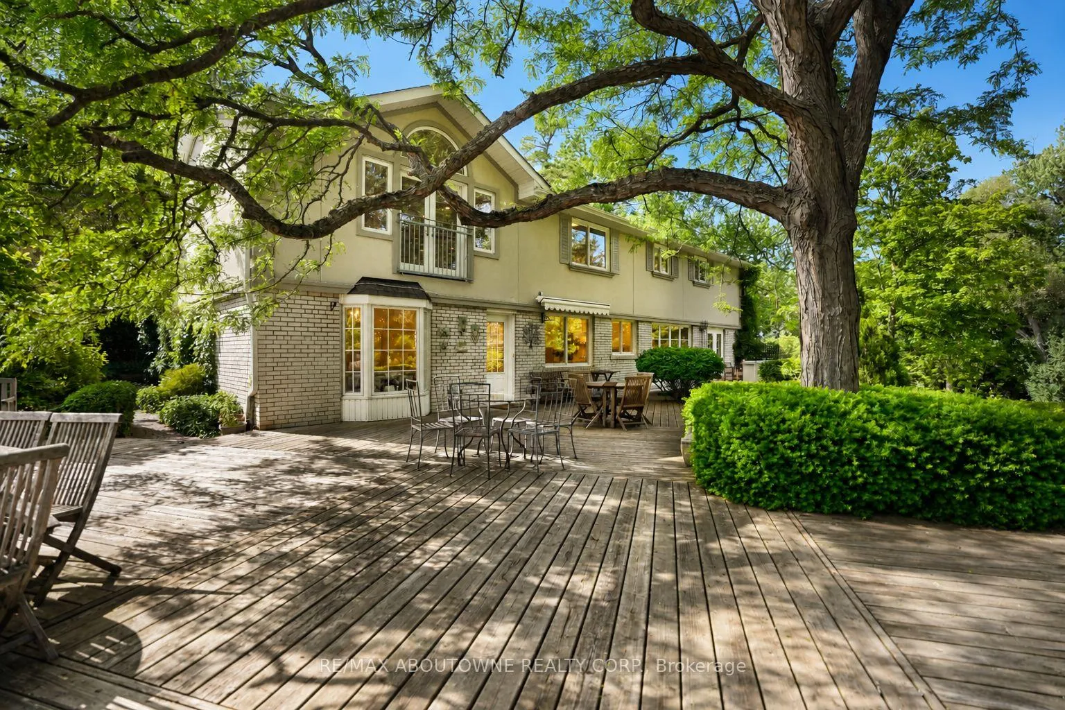Photo 42 of 5052 Lakeshore Road, Burlington, Appleby — HOMEH