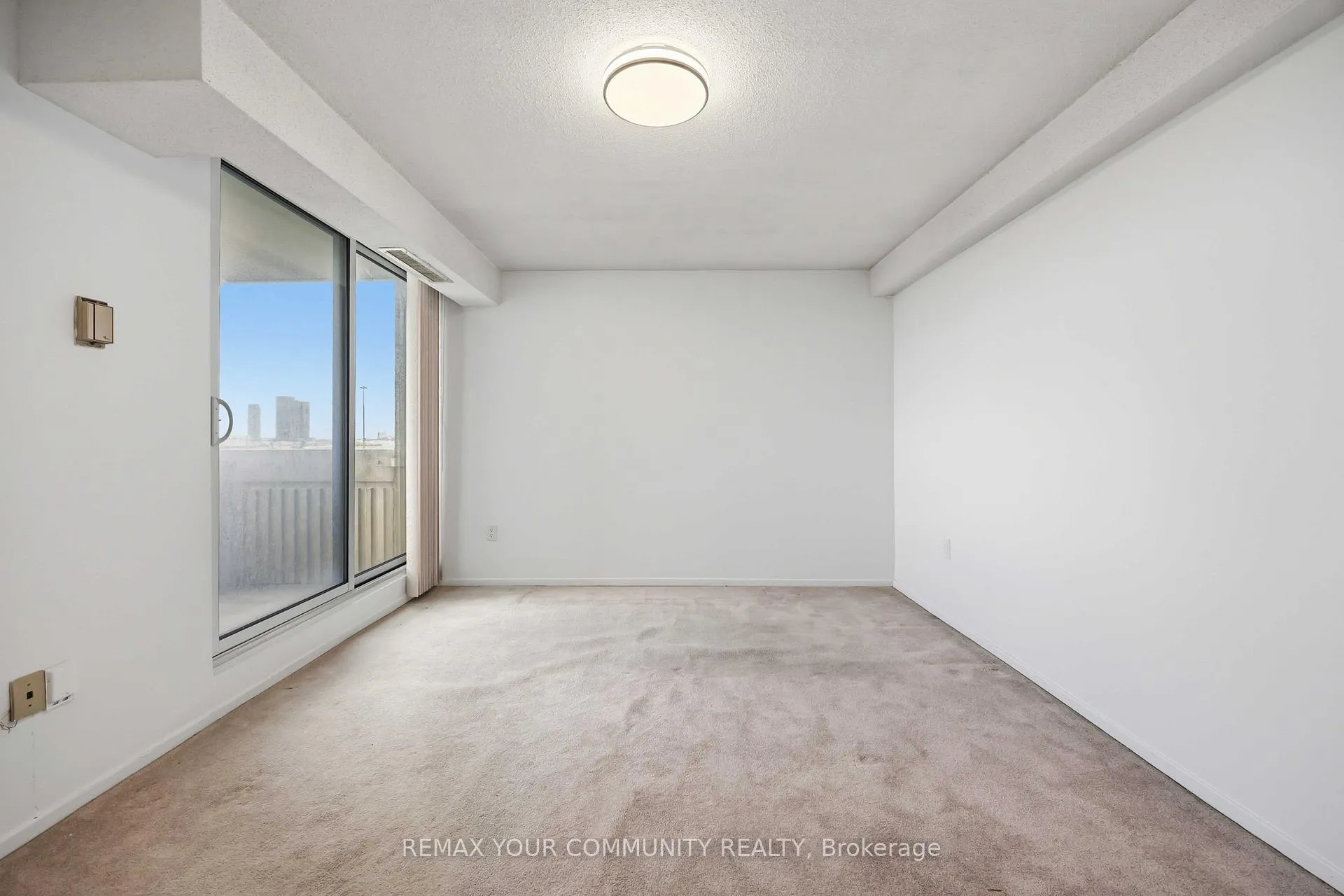 Photo 16 of Unit 801, 150 Neptune Drive, Toronto, Englemount-Lawrence — HOMEH