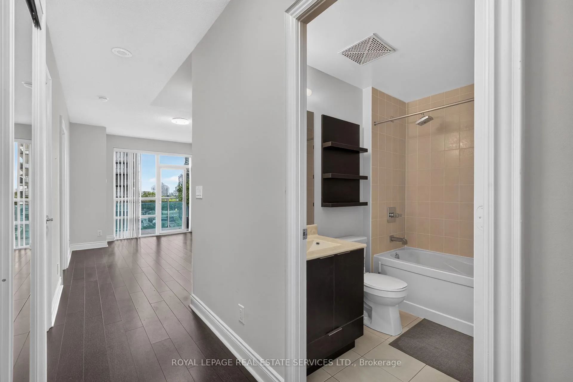 Photo 1 of Unit 512, 16 Brookers Lane, Etobicoke, Mimico — HOMEH