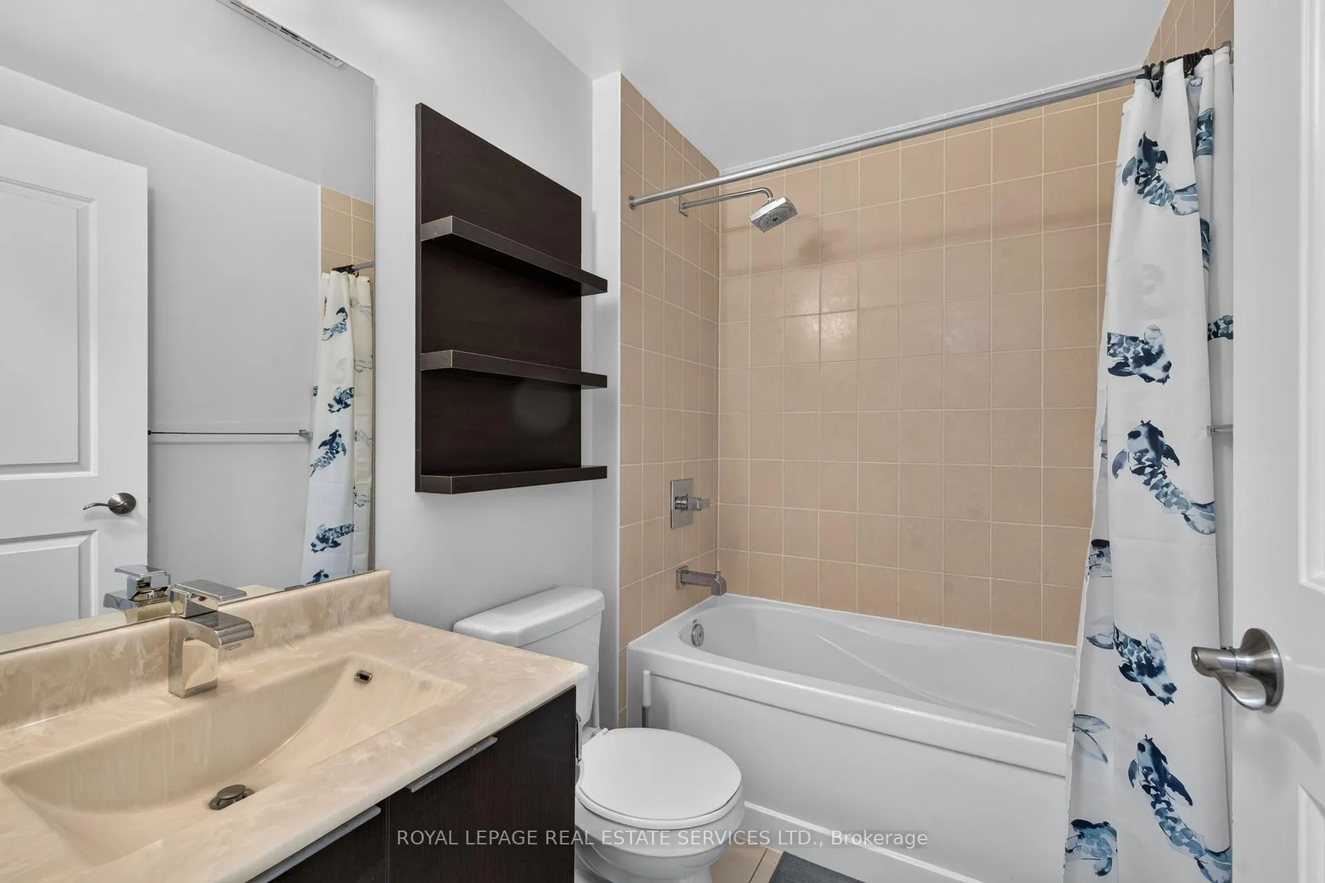 Photo 2 of Unit 512, 16 Brookers Lane, Etobicoke, Mimico — HOMEH