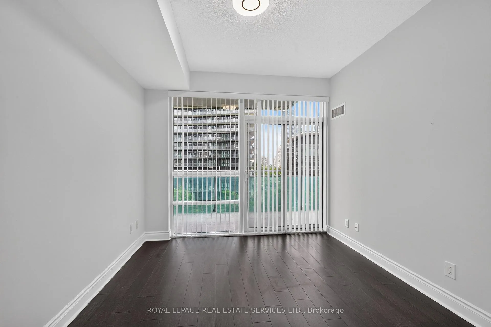 Photo 16 of Unit 512, 16 Brookers Lane, Etobicoke, Mimico — HOMEH