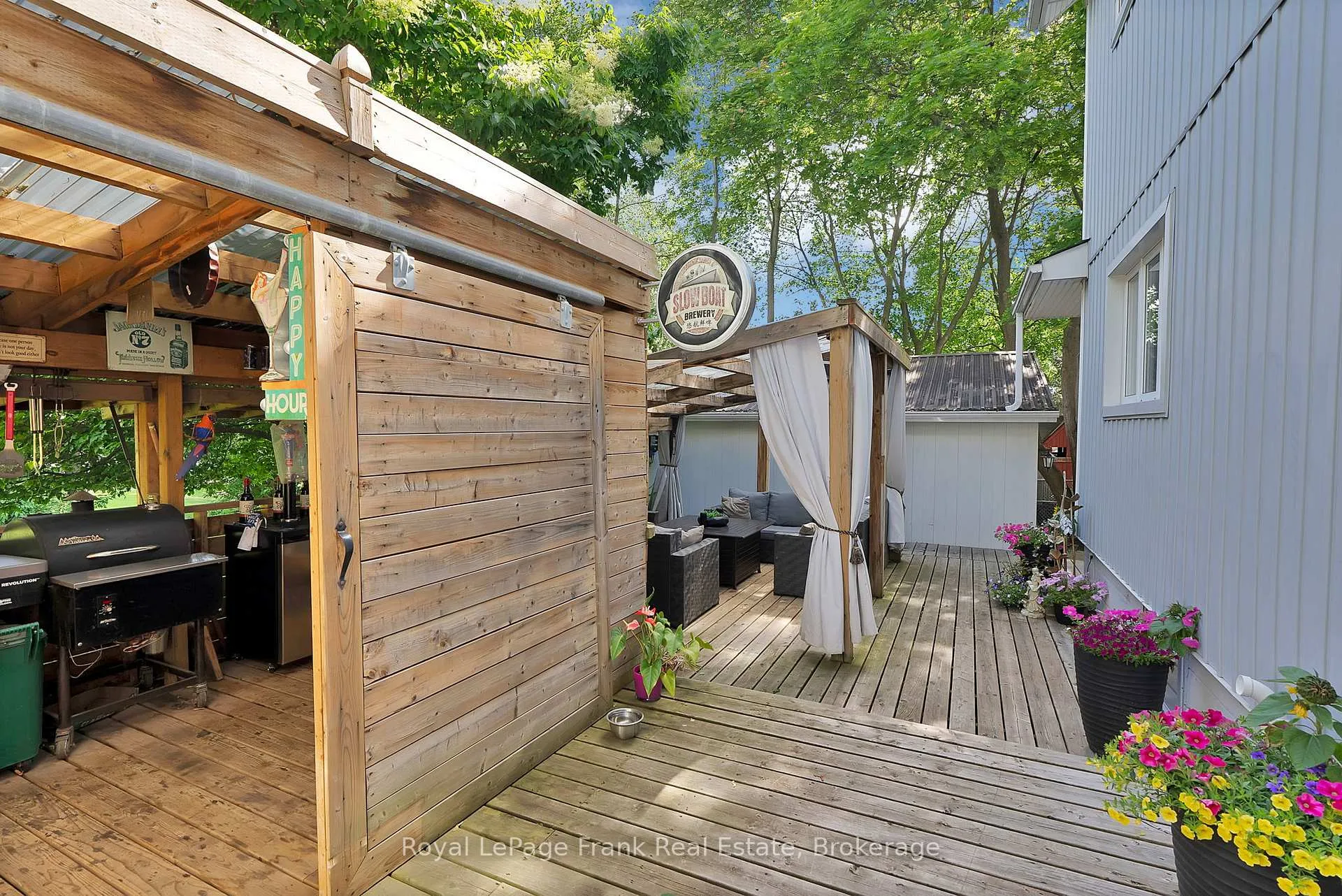 Photo 9 of 1731 Lane Street, Pickering, Rural Pickering — HOMEH
