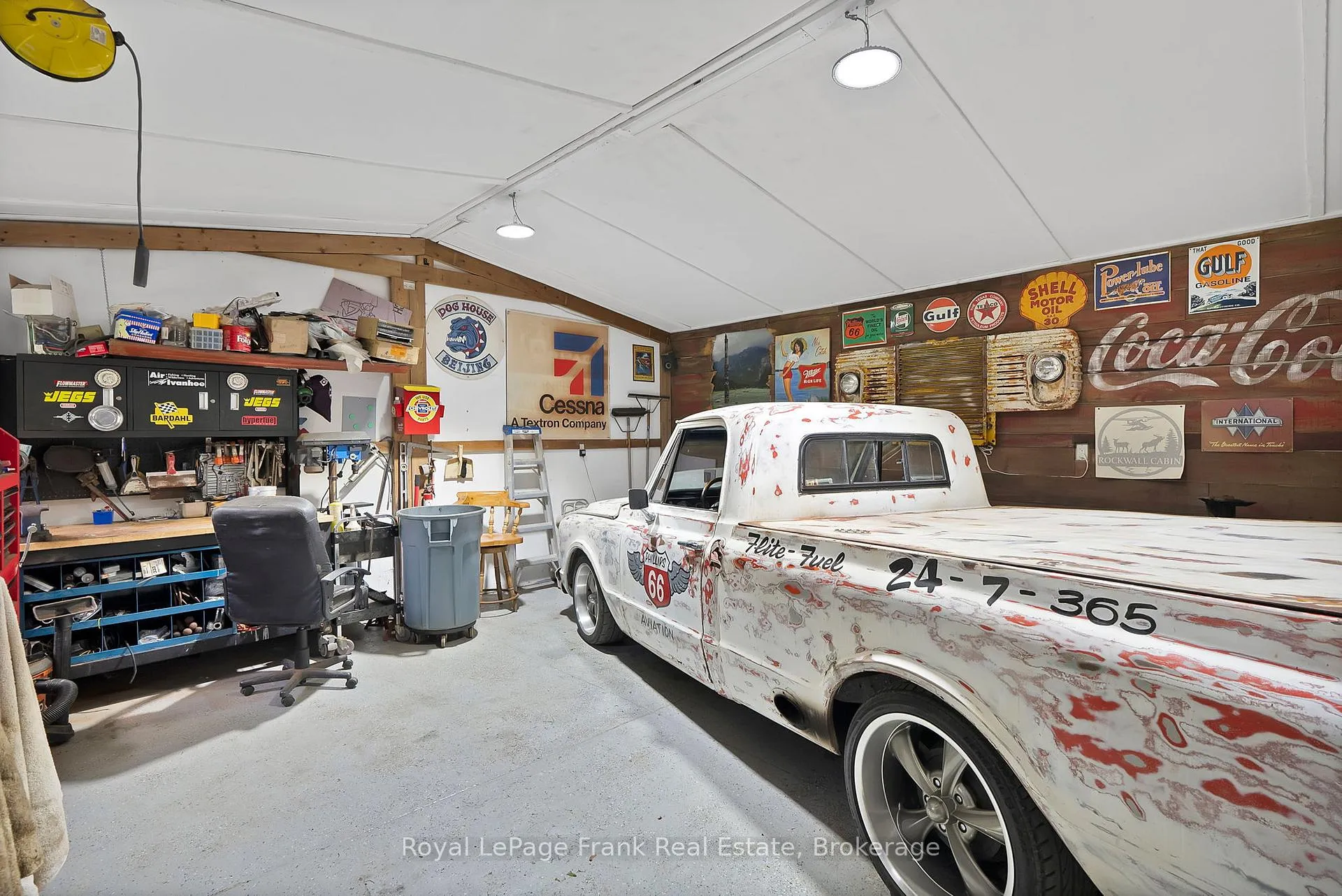 Photo 14 of 1731 Lane Street, Pickering, Rural Pickering — HOMEH