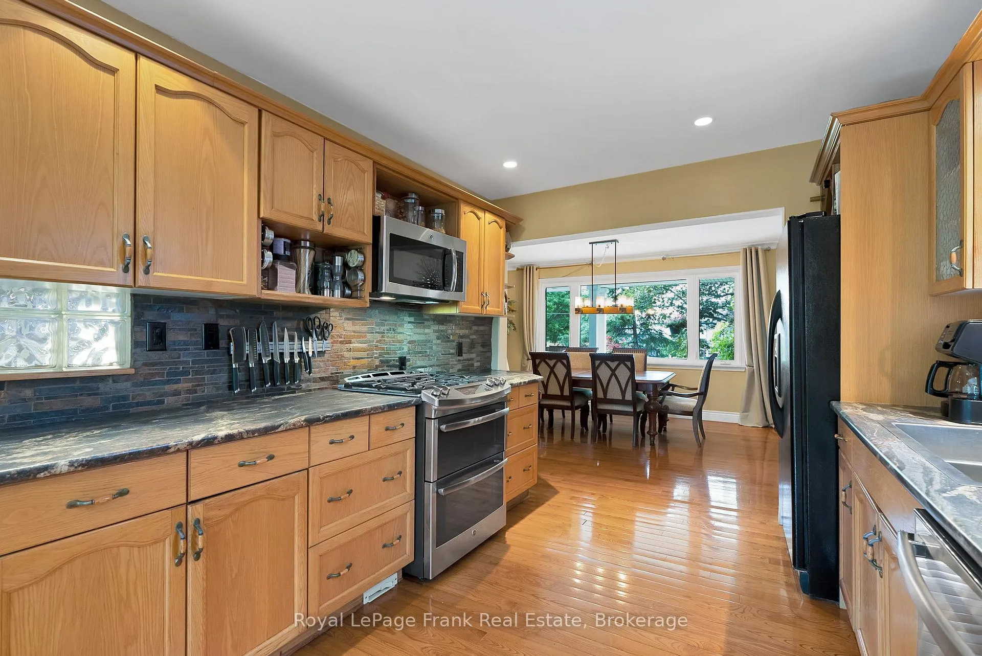 Photo 19 of 1731 Lane Street, Pickering, Rural Pickering — HOMEH