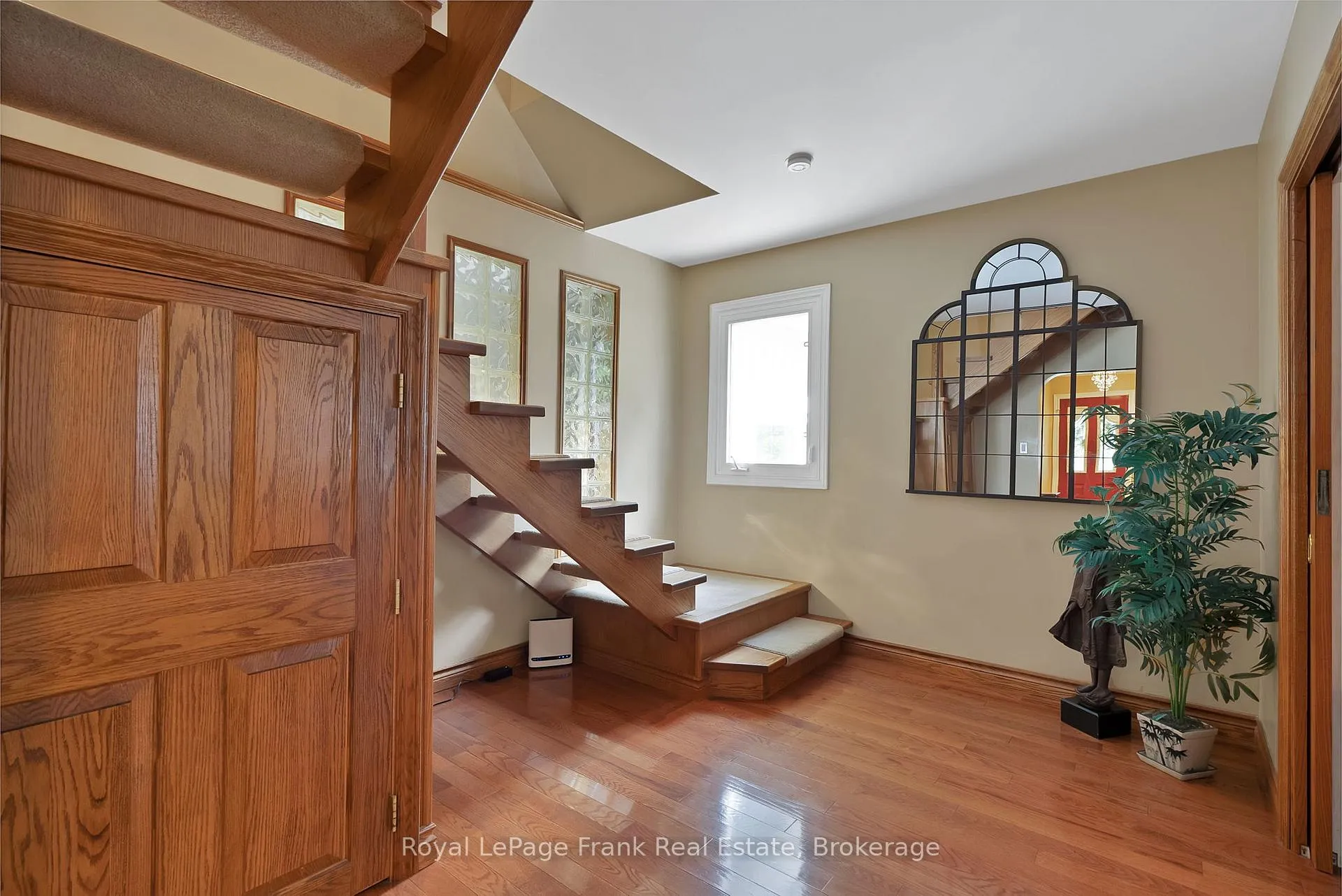 Photo 28 of 1731 Lane Street, Pickering, Rural Pickering — HOMEH