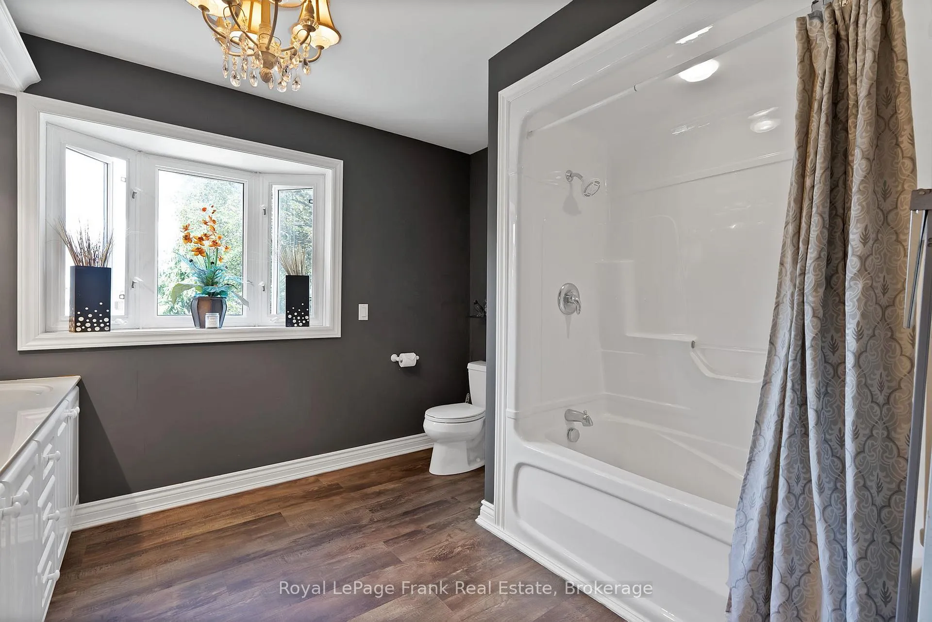 Photo 38 of 1731 Lane Street, Pickering, Rural Pickering — HOMEH