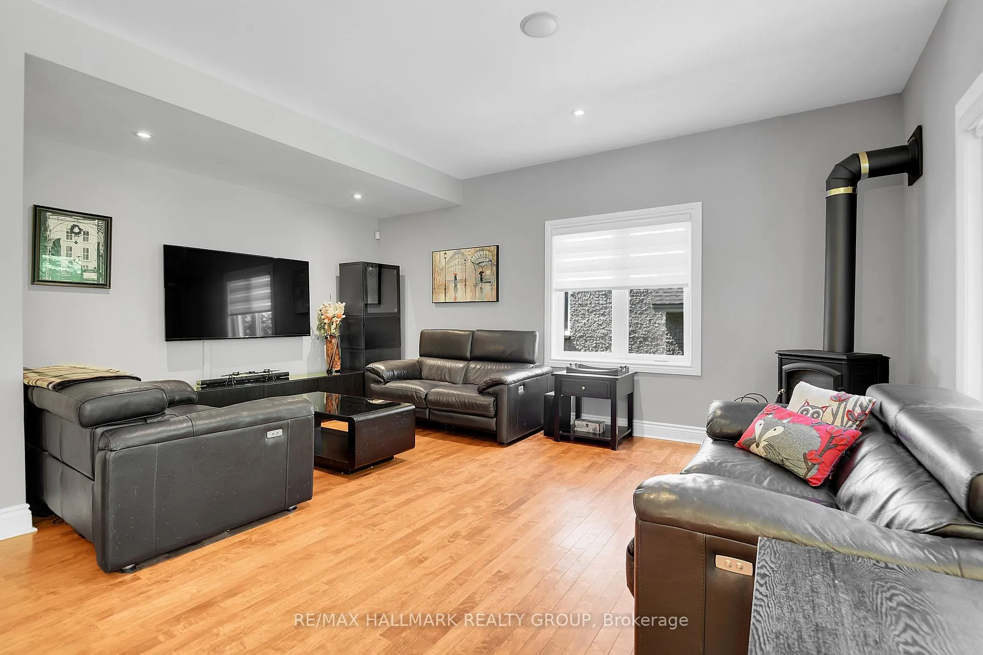 Photo 17 of 1705 Silver Bark Avenue, Ottawa, Orleans/Sunridge — HOMEH