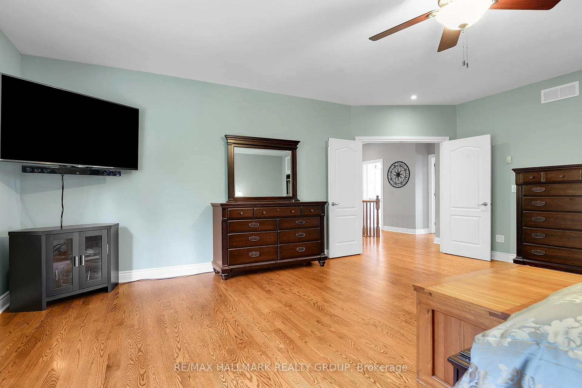 Photo 23 of 1705 Silver Bark Avenue, Ottawa, Orleans/Sunridge — HOMEH