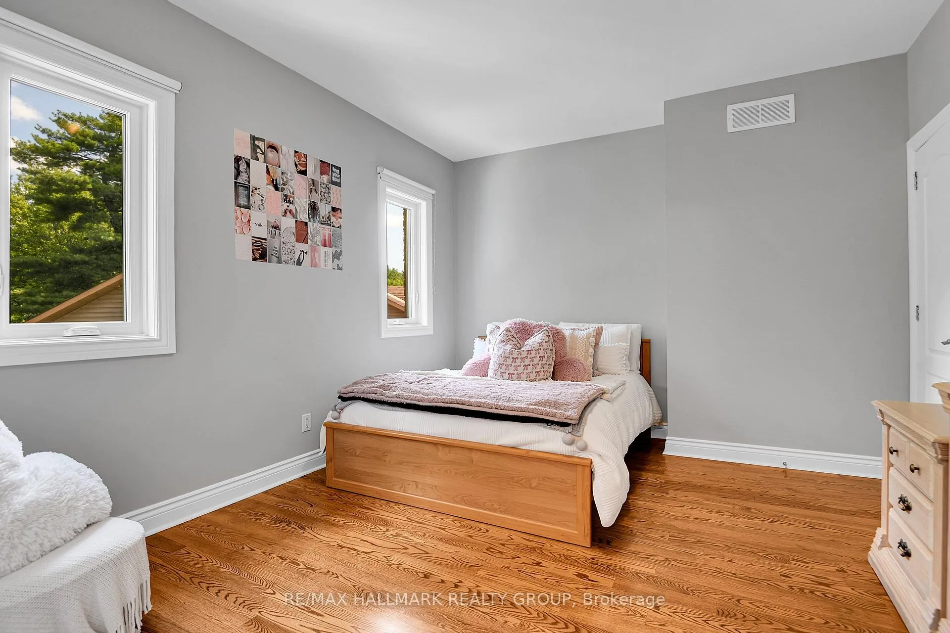 Photo 30 of 1705 Silver Bark Avenue, Ottawa, Orleans/Sunridge — HOMEH
