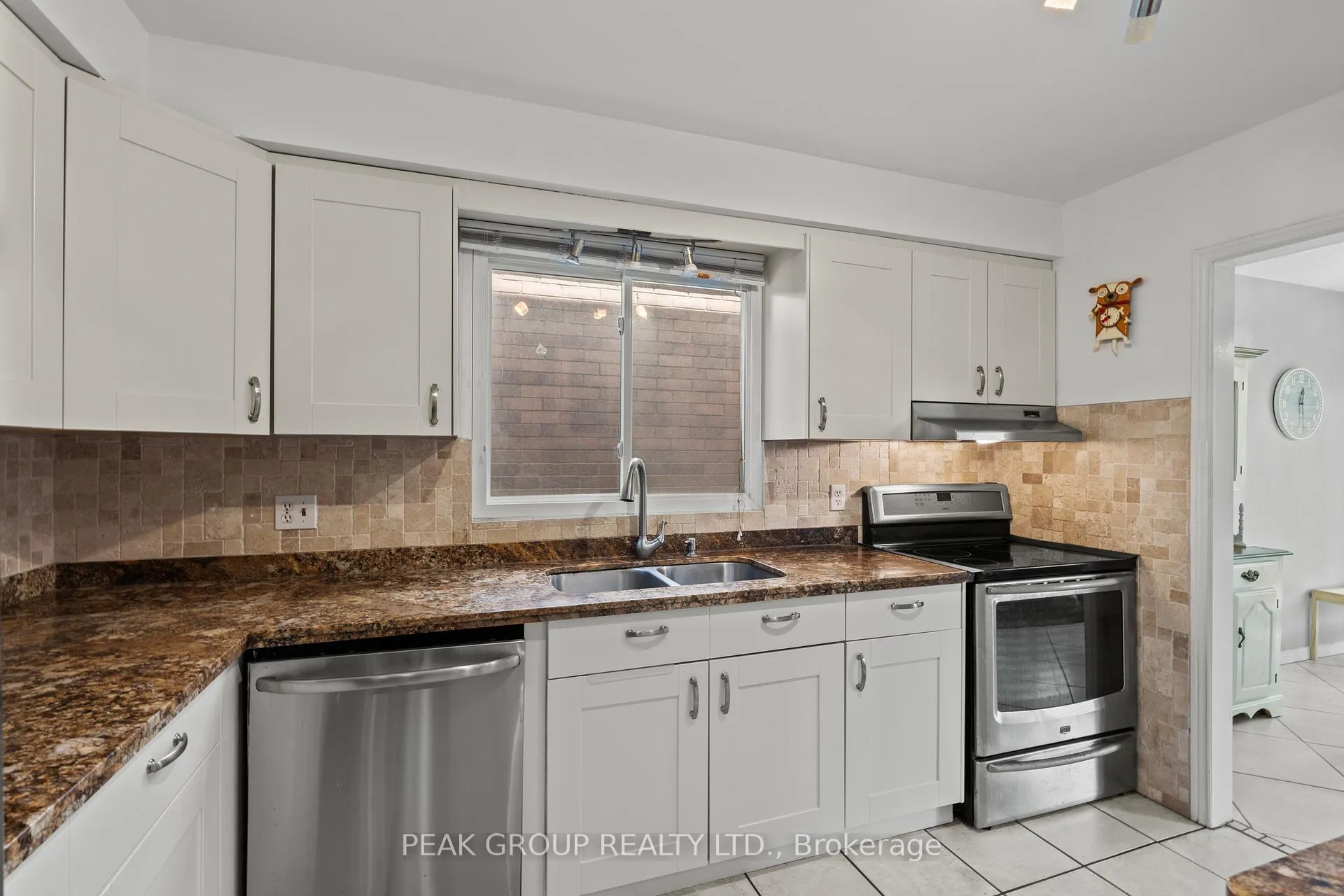 Photo 13 of 18 Sandra Crescent, Grimsby, Grimsby East — HOMEH