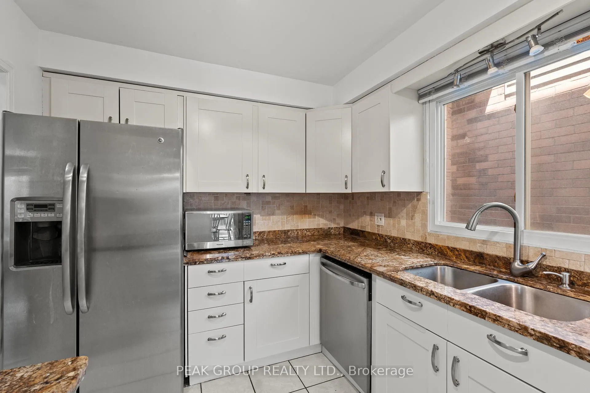 Photo 14 of 18 Sandra Crescent, Grimsby, Grimsby East — HOMEH