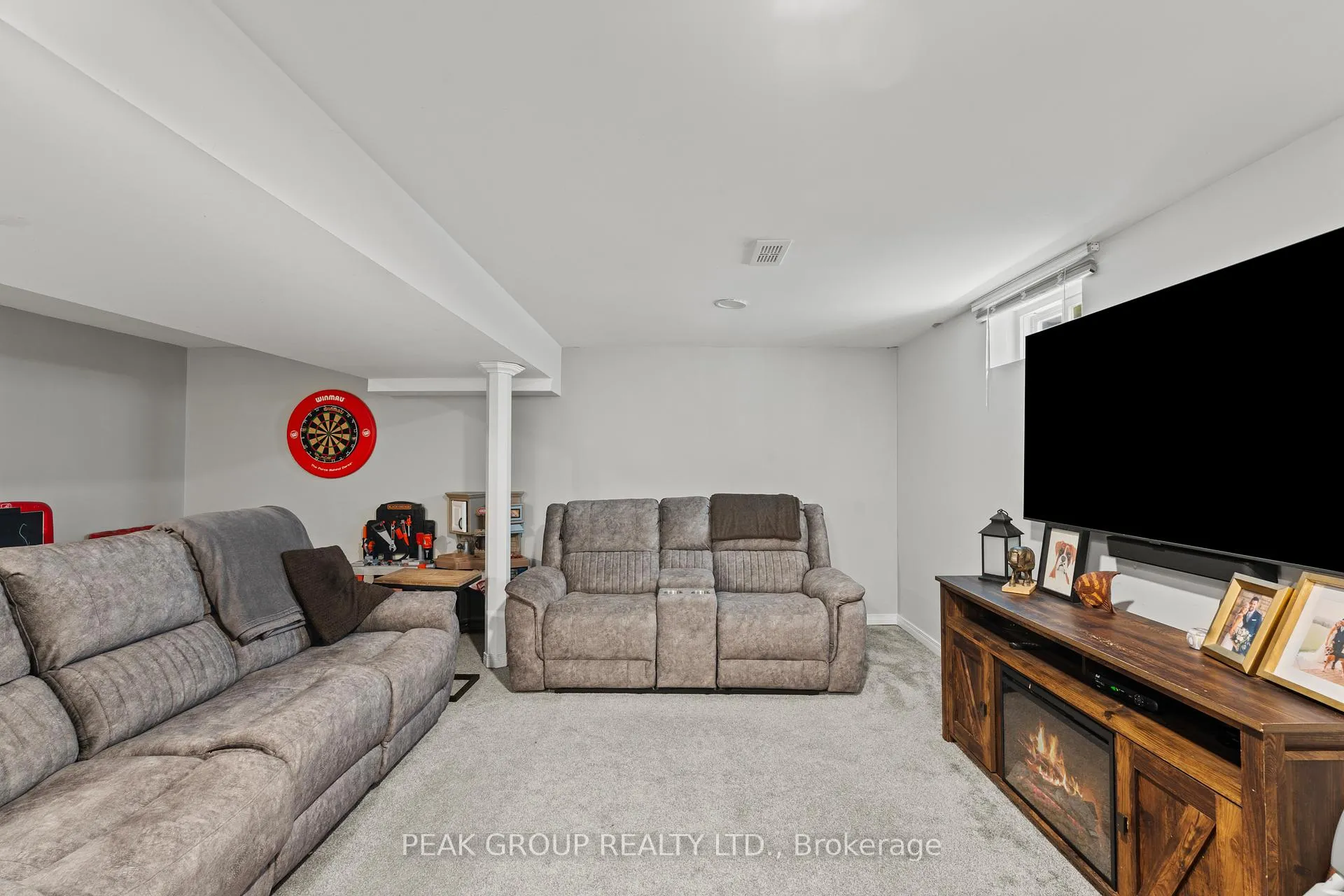 Photo 28 of 18 Sandra Crescent, Grimsby, Grimsby East — HOMEH