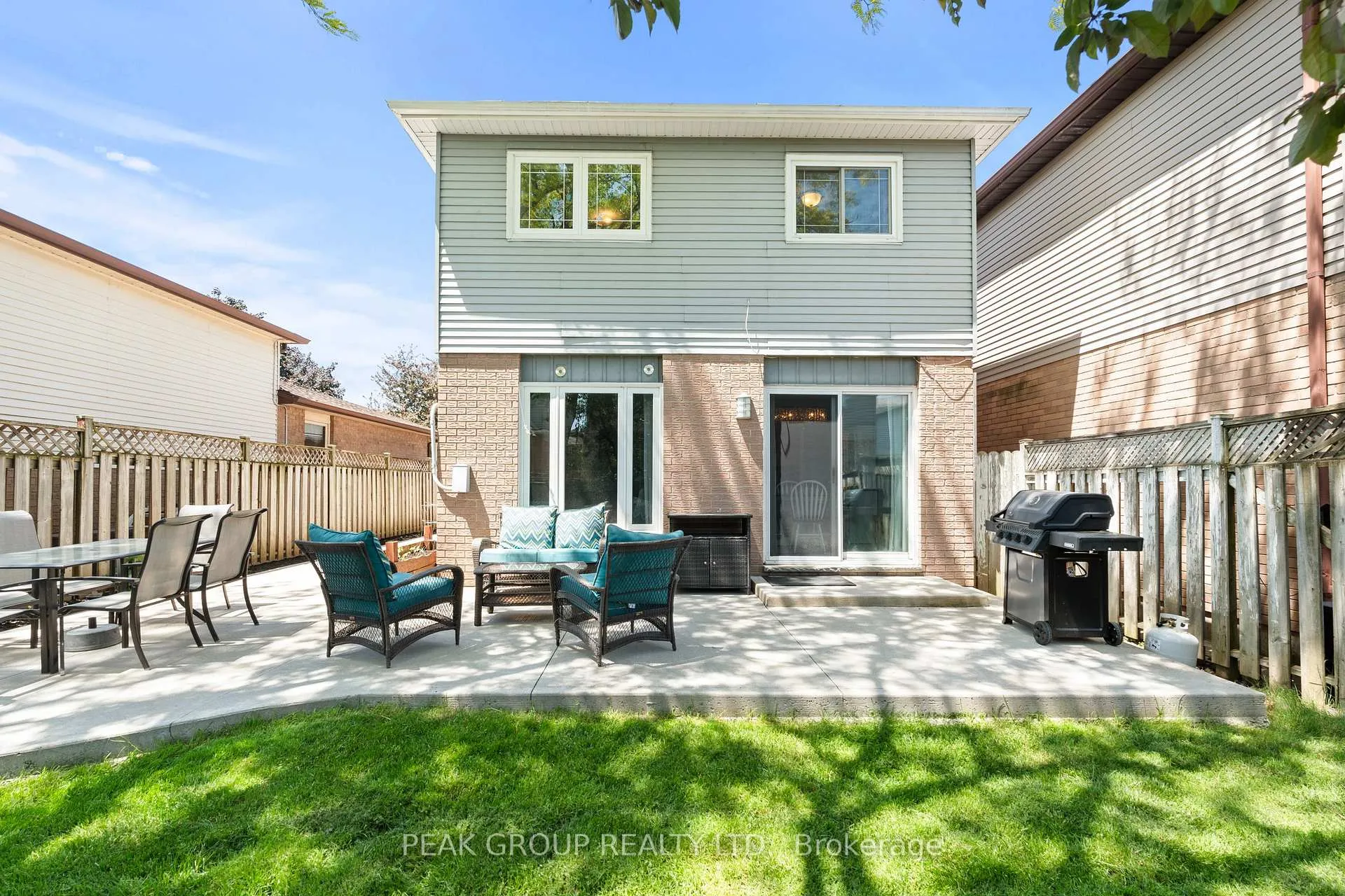 Photo 33 of 18 Sandra Crescent, Grimsby, Grimsby East — HOMEH