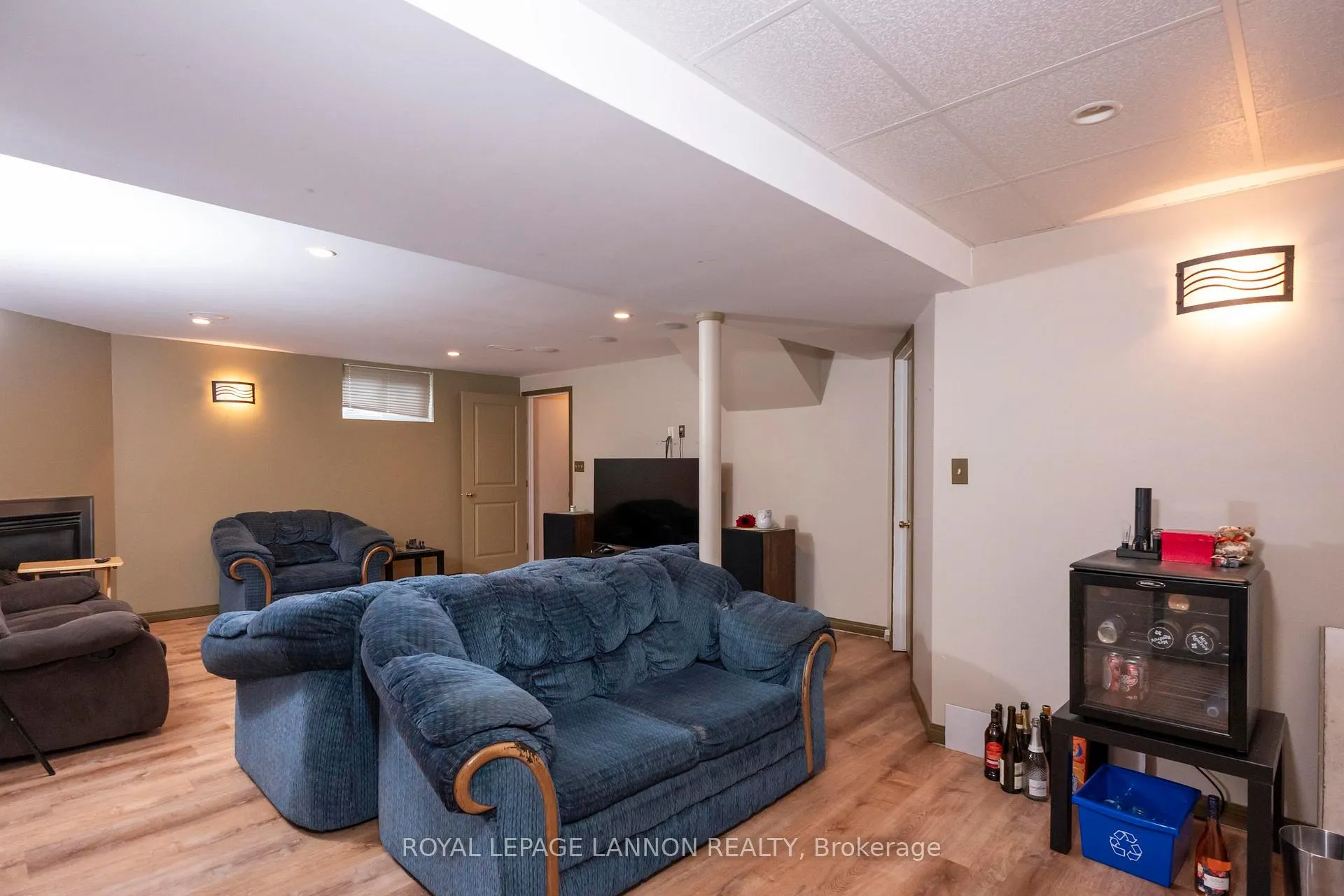 Photo 36 of 124 Welland Street, Thunder Bay, County Park — HOMEH