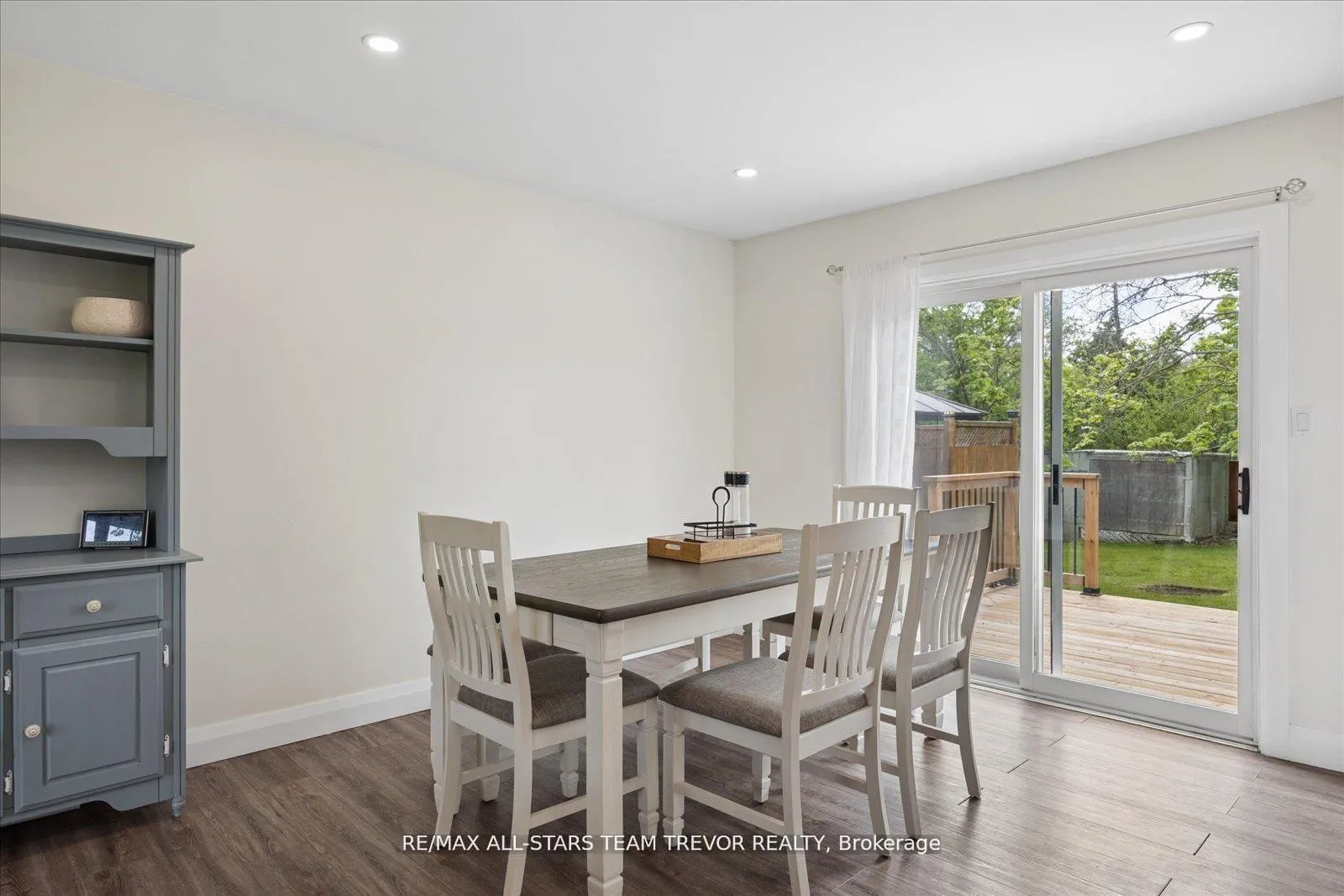 Photo 7 of 11 Halmar Park Road, Georgina, Pefferlaw — HOMEH