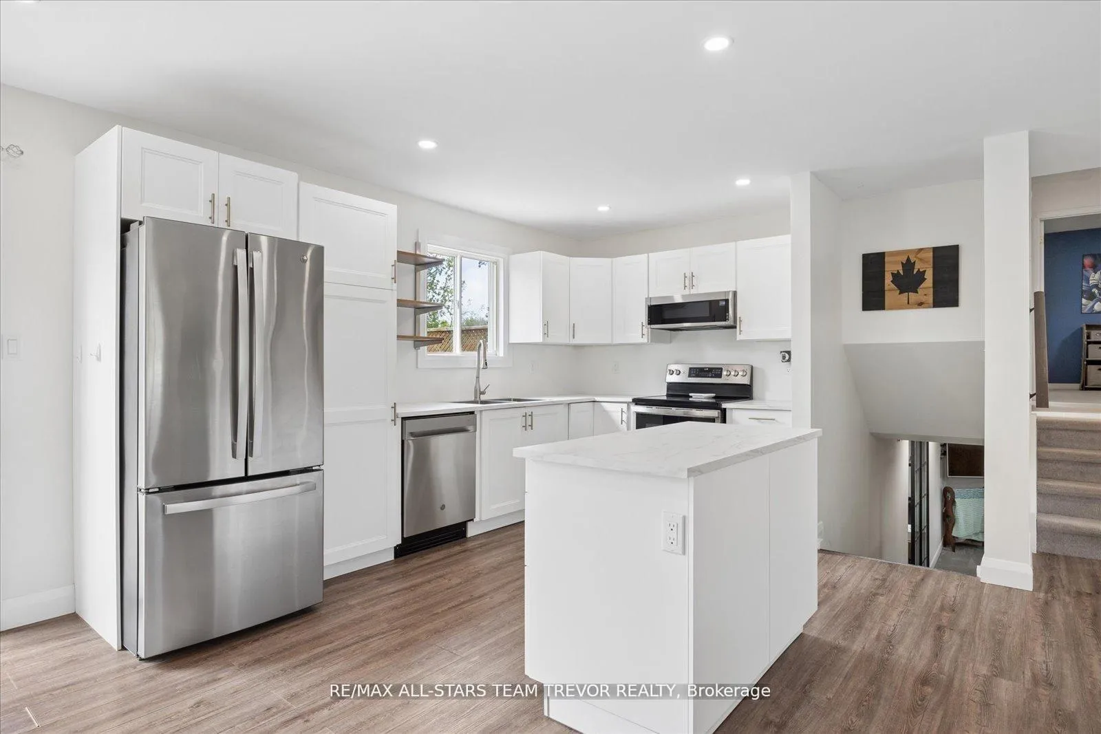 Photo 9 of 11 Halmar Park Road, Georgina, Pefferlaw — HOMEH
