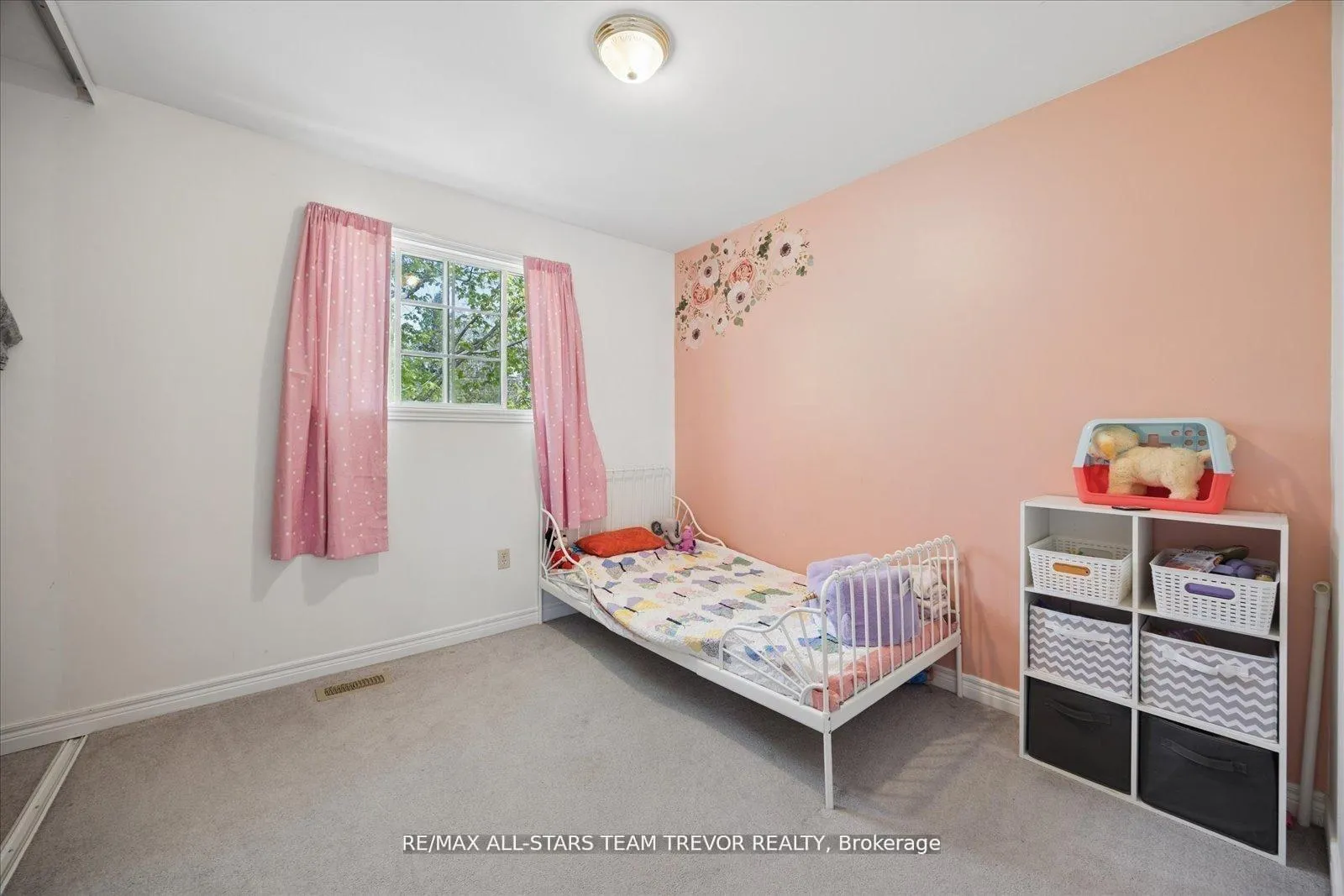 Photo 20 of 11 Halmar Park Road, Georgina, Pefferlaw — HOMEH