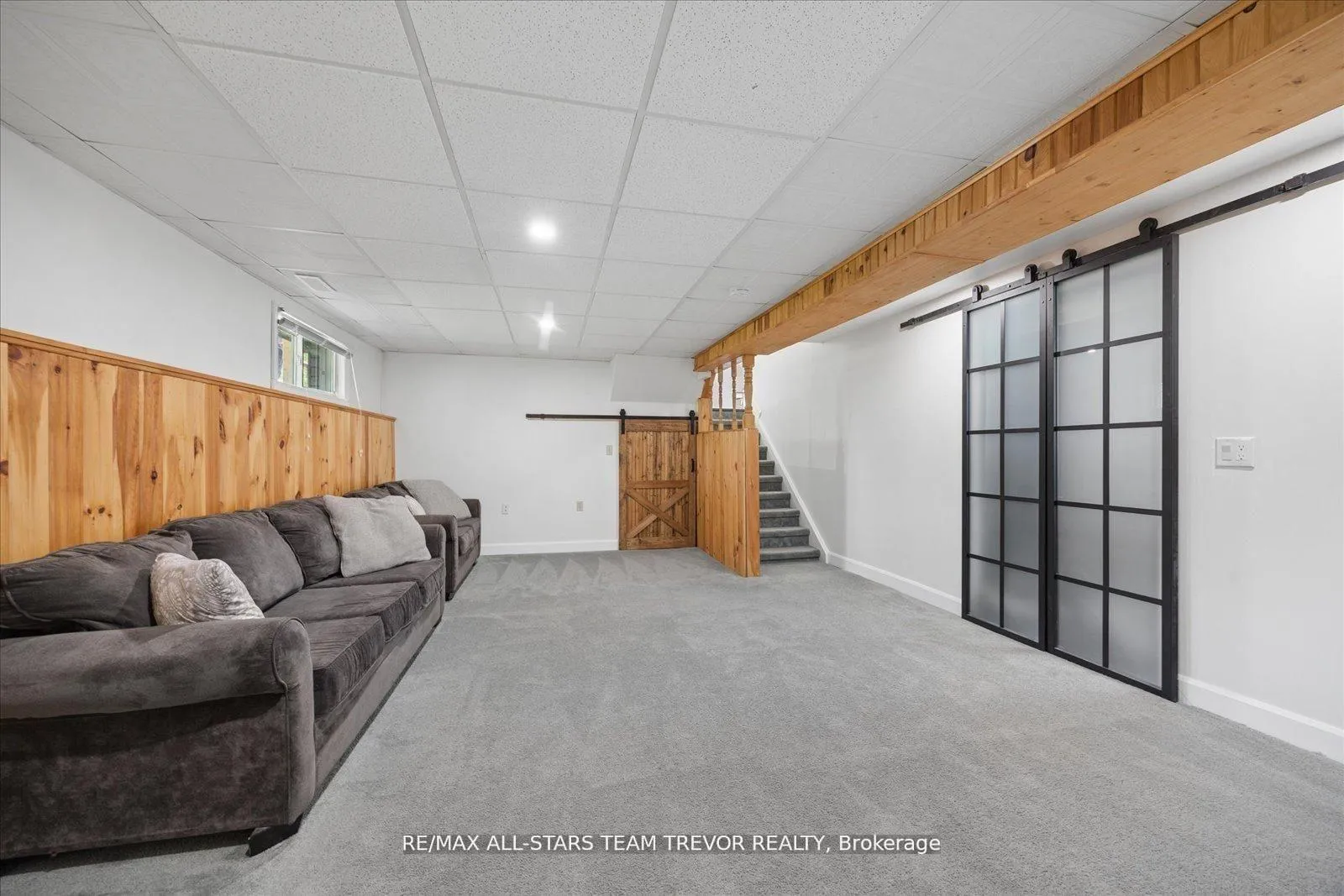 Photo 25 of 11 Halmar Park Road, Georgina, Pefferlaw — HOMEH