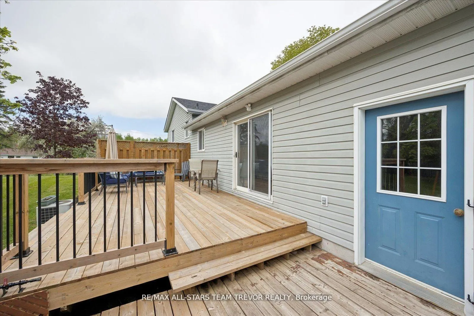 Photo 29 of 11 Halmar Park Road, Georgina, Pefferlaw — HOMEH