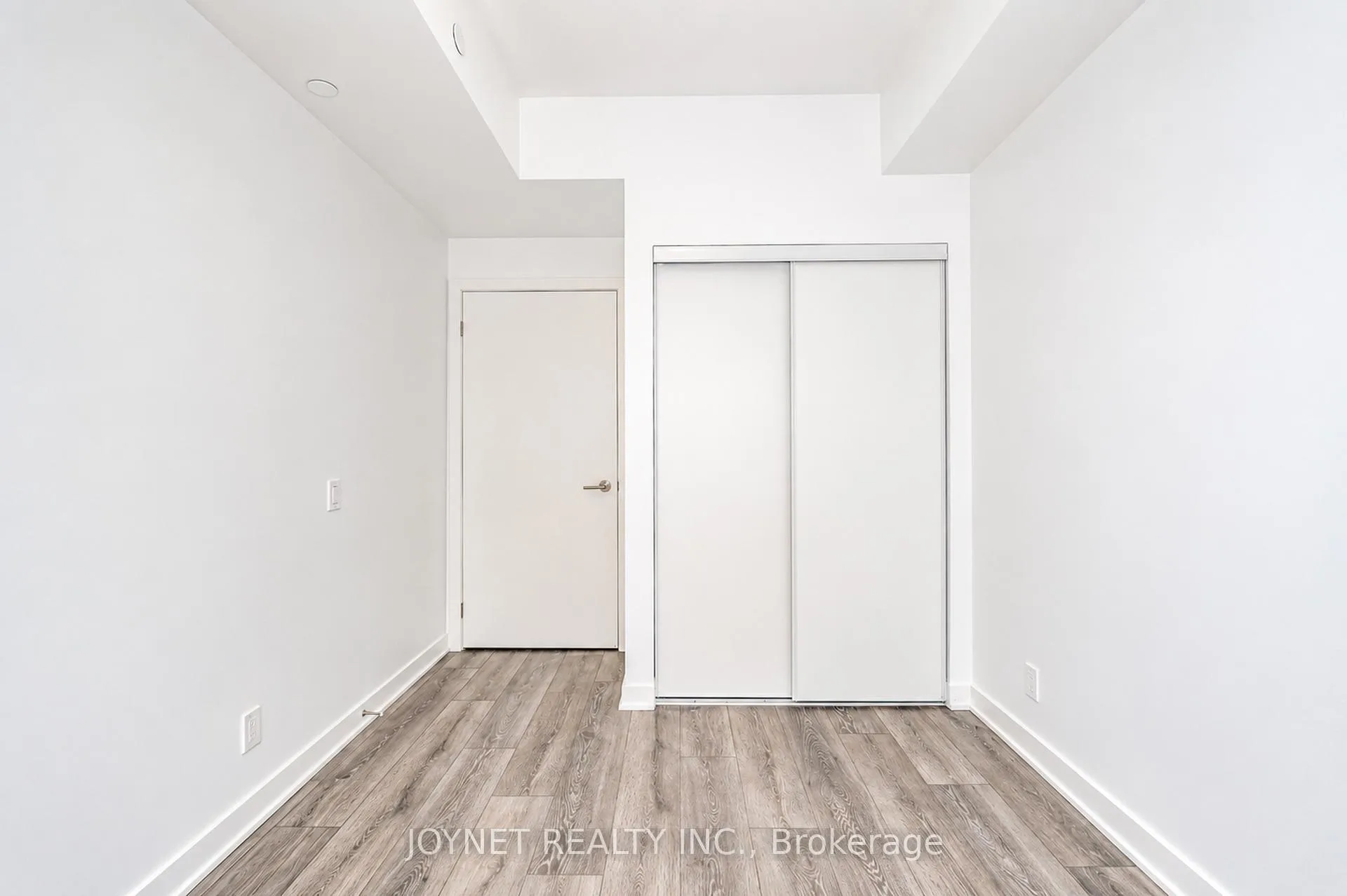 Photo 13 of Unit 1004, 10 Flavelle Trail, Vaughan, Steeles West Industrial — HOMEH