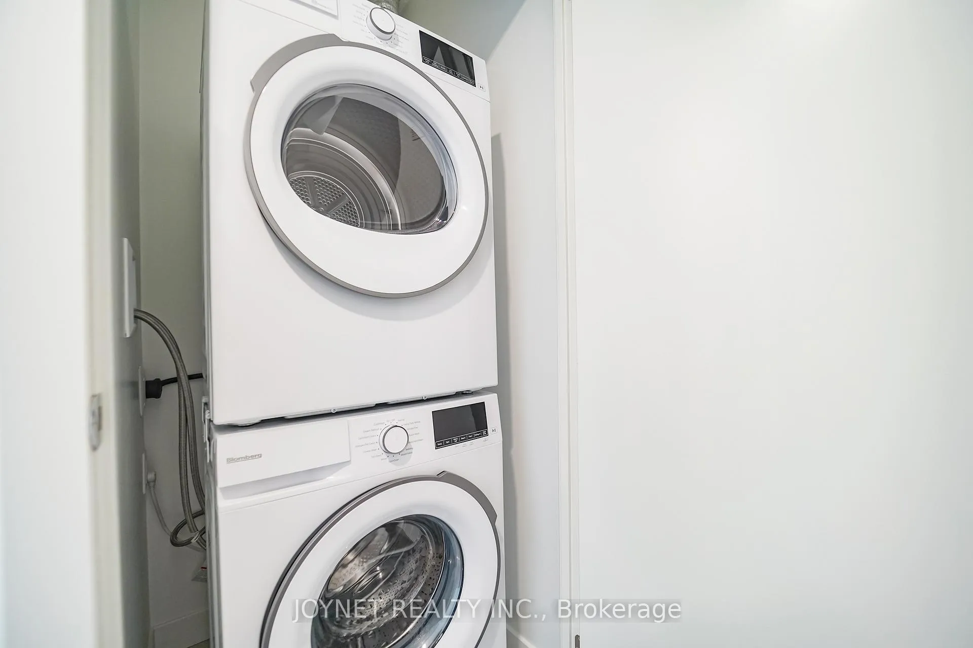 Photo 18 of Unit 1004, 10 Flavelle Trail, Vaughan, Steeles West Industrial — HOMEH