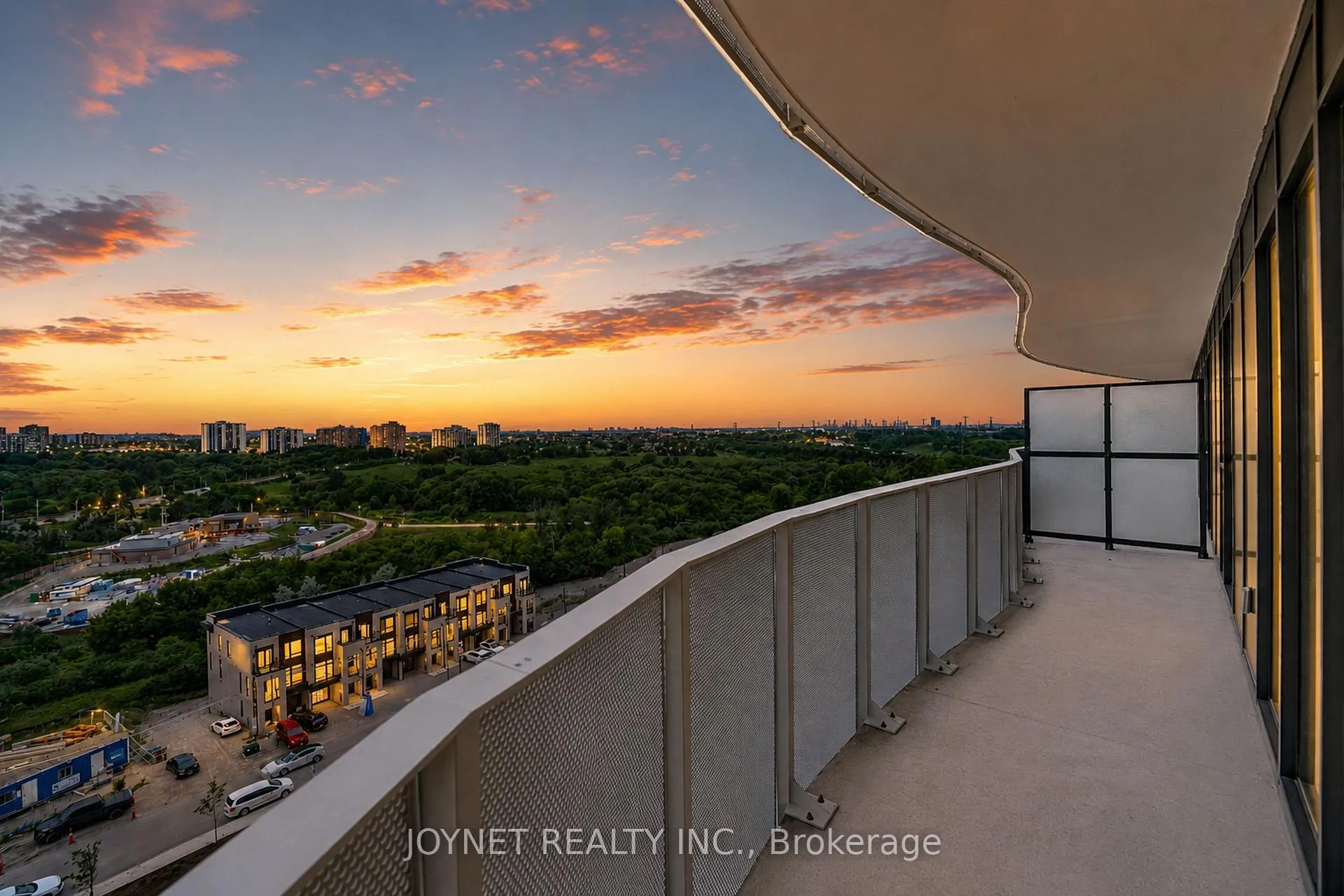 Photo 19 of Unit 1004, 10 Flavelle Trail, Vaughan, Steeles West Industrial — HOMEH