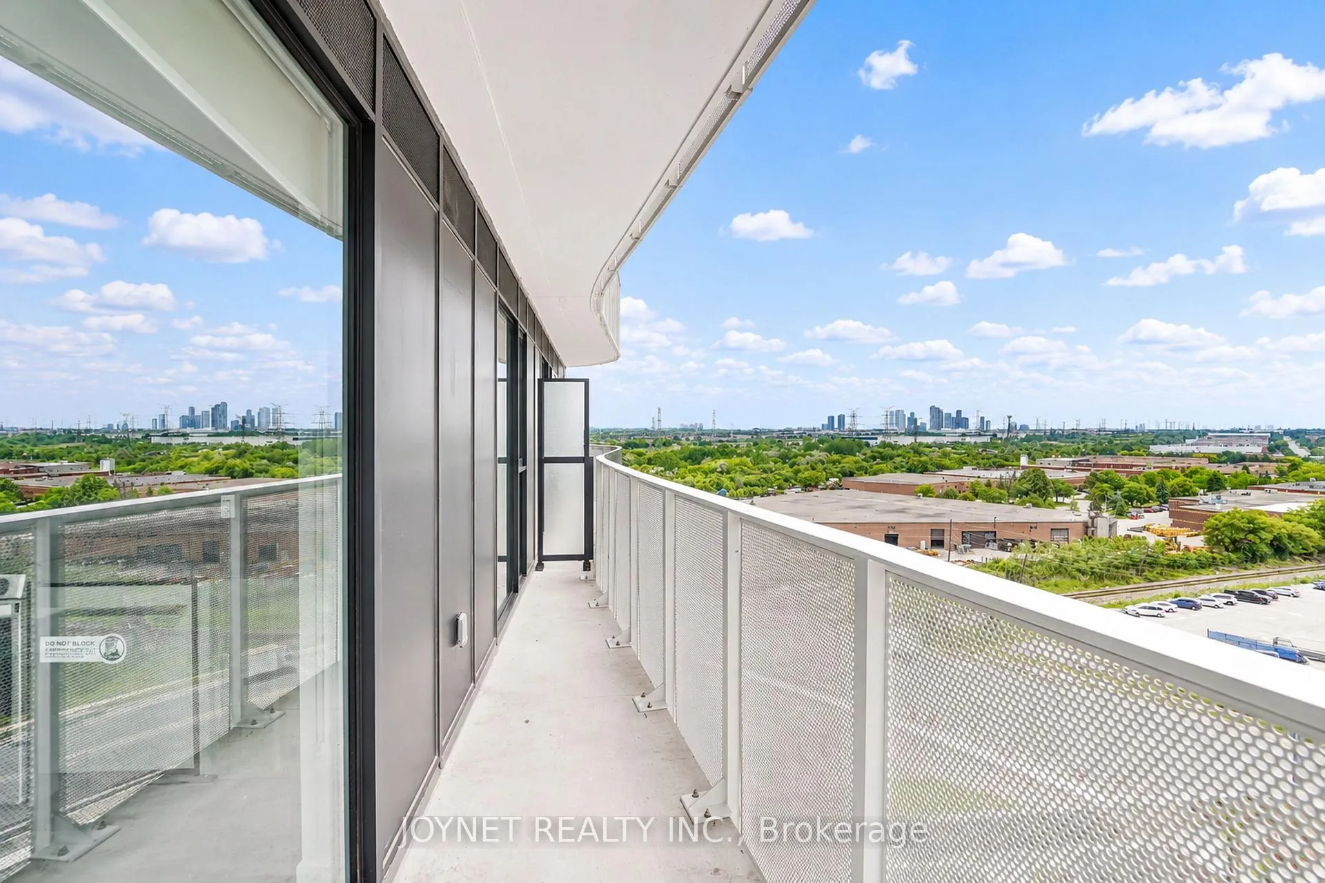 Photo 21 of Unit 1004, 10 Flavelle Trail, Vaughan, Steeles West Industrial — HOMEH