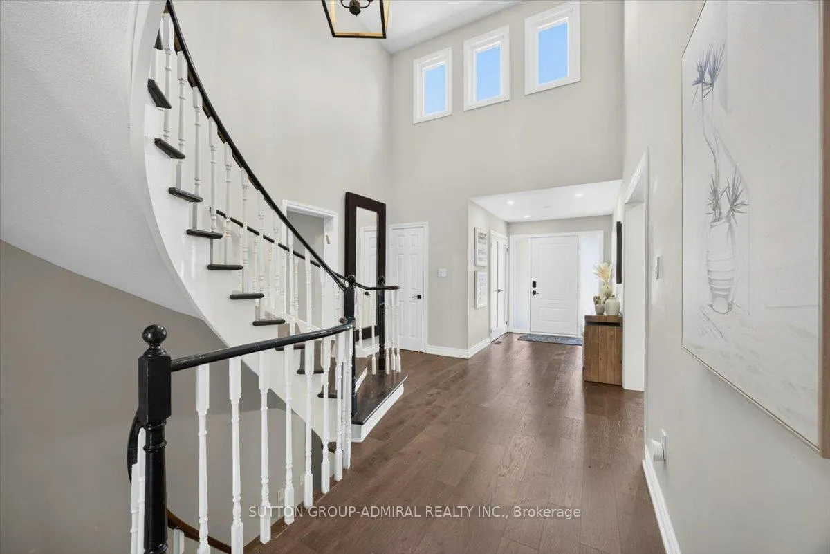Photo 6 of 415 Highcliffe Drive, Vaughan, Uplands — HOMEH