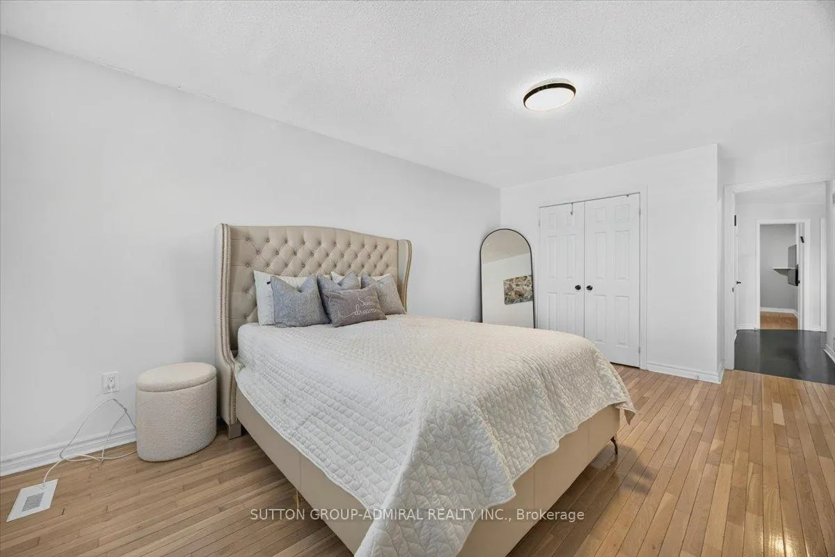 Photo 30 of 415 Highcliffe Drive, Vaughan, Uplands — HOMEH