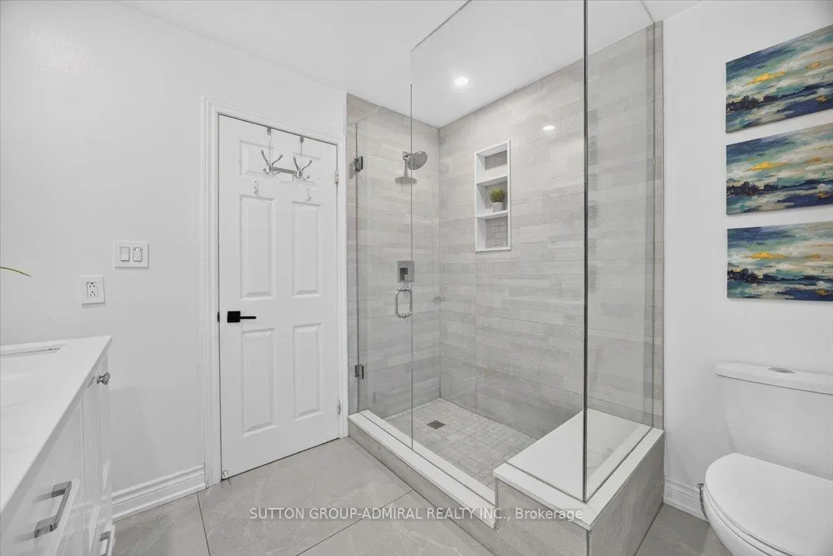 Photo 34 of 415 Highcliffe Drive, Vaughan, Uplands — HOMEH