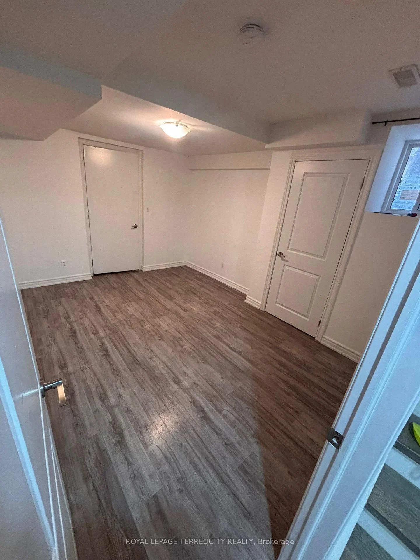 Photo 5 of 4 Bachelor Street, Brampton, Northwest Brampton — HOMEH