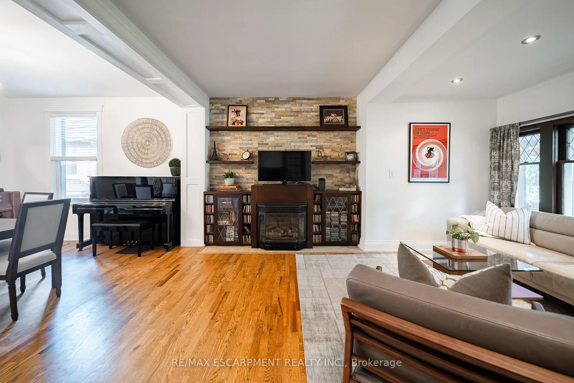 Photo 8 of 225 Oakmount Road, Toronto, High Park North — HOMEH