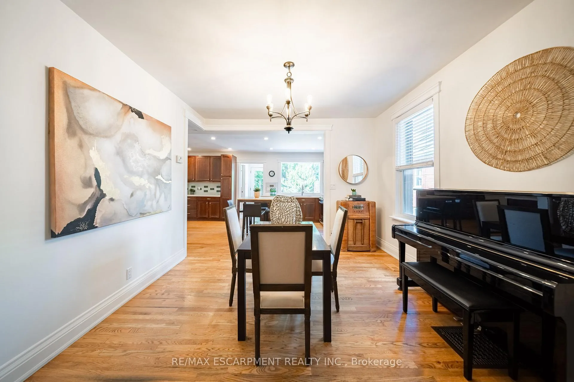 Photo 13 of 225 Oakmount Road, Toronto, High Park North — HOMEH