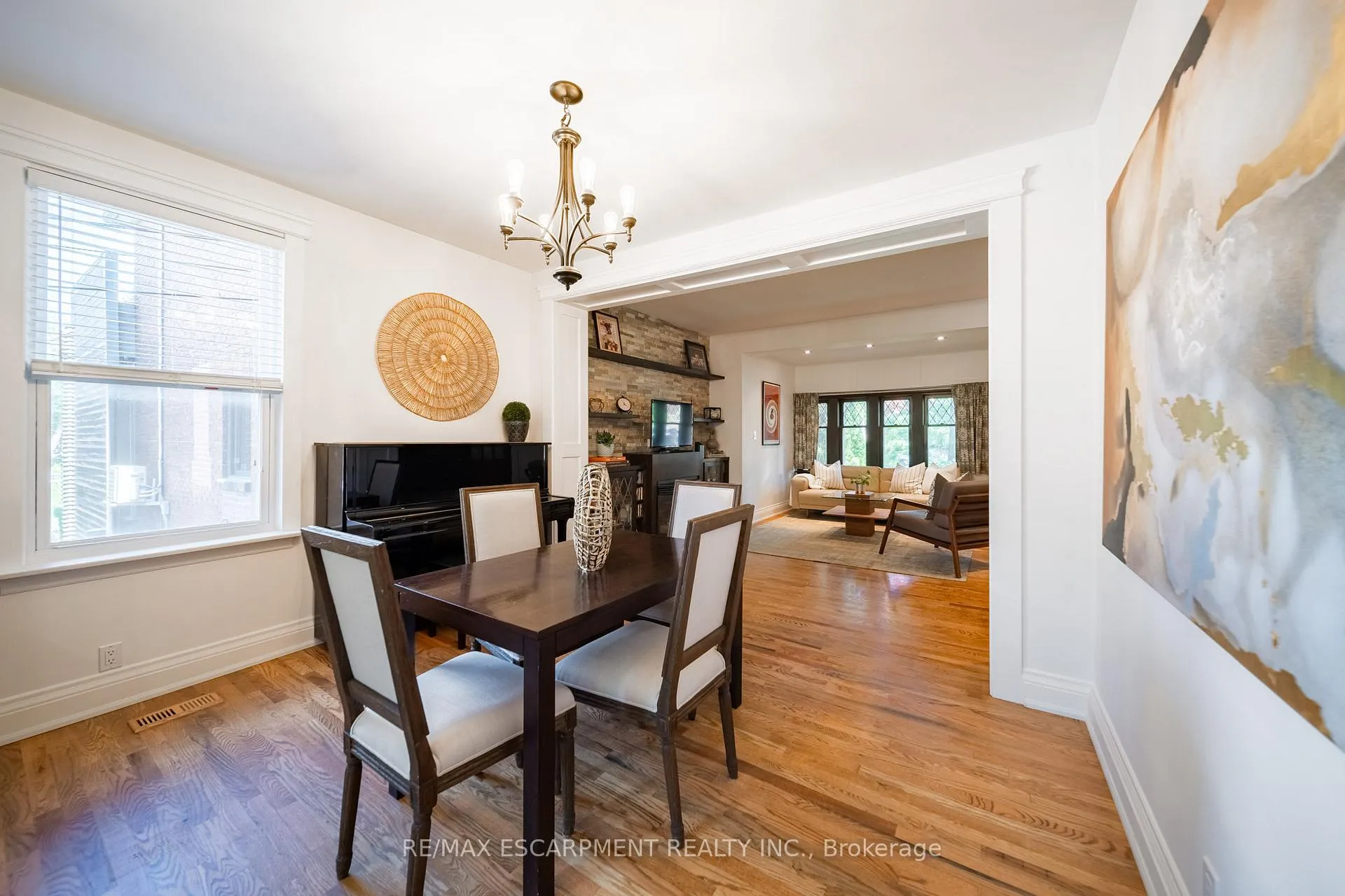 Photo 14 of 225 Oakmount Road, Toronto, High Park North — HOMEH