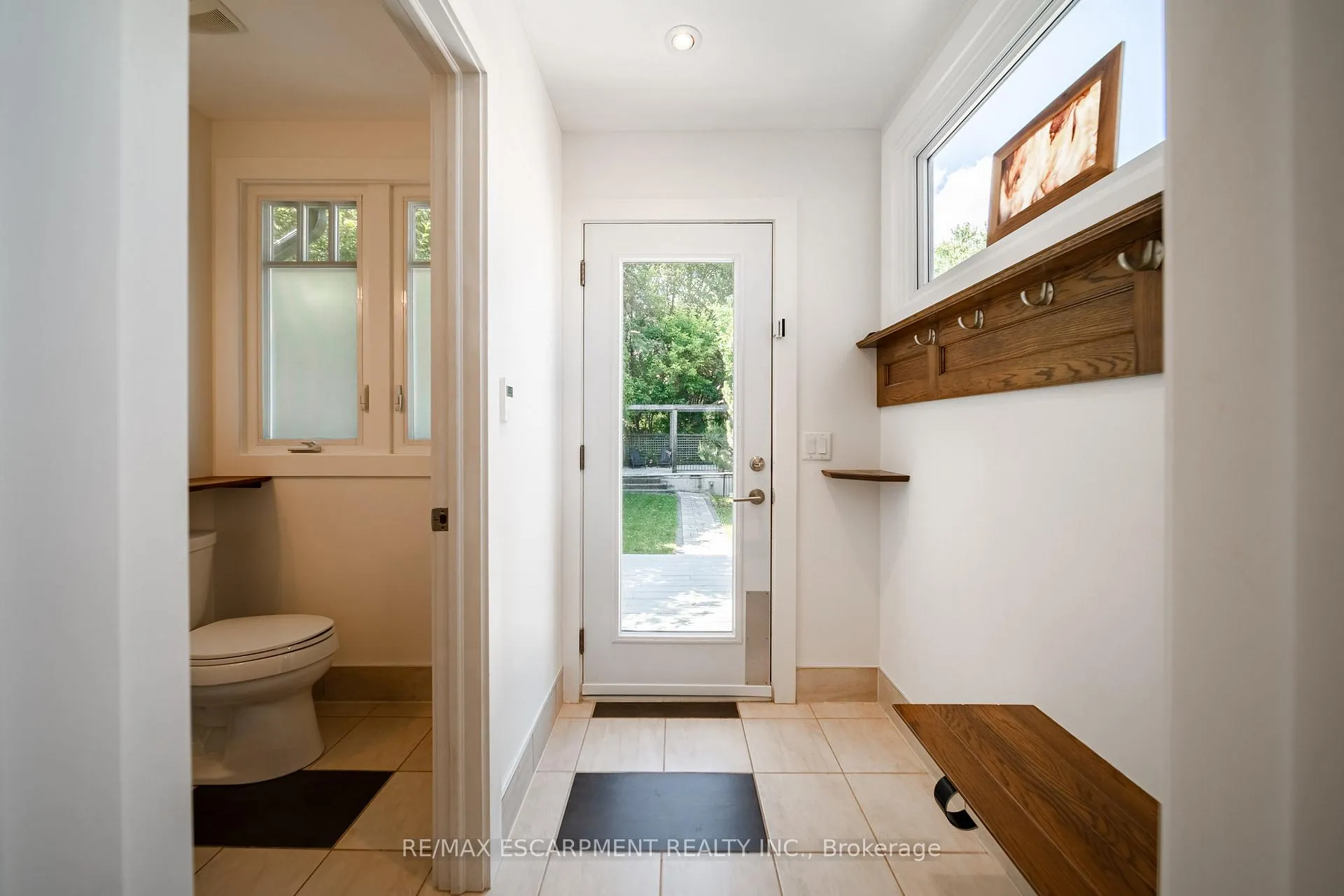 Photo 21 of 225 Oakmount Road, Toronto, High Park North — HOMEH