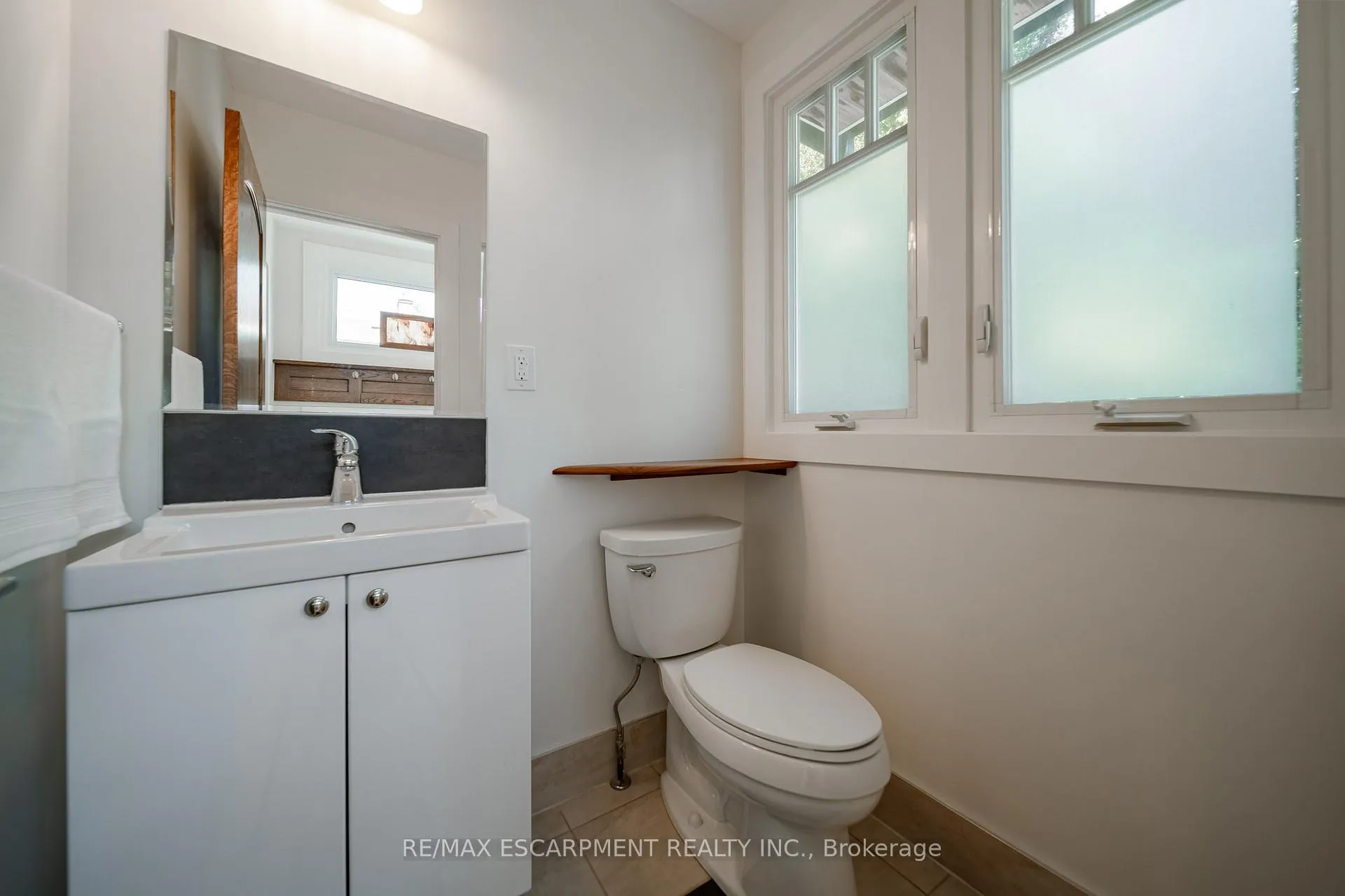 Photo 22 of 225 Oakmount Road, Toronto, High Park North — HOMEH